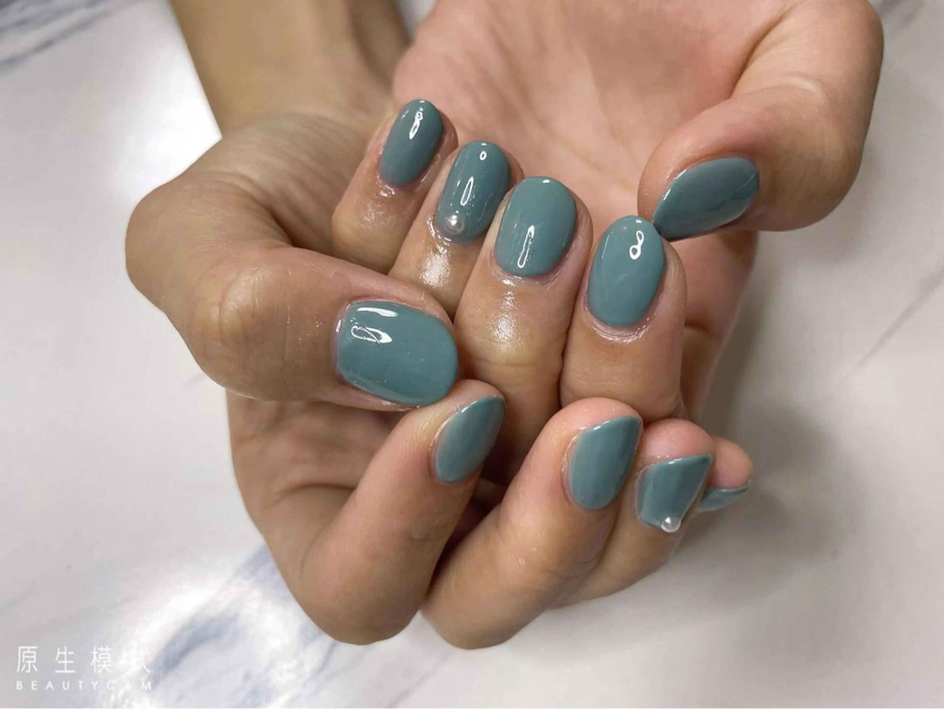 ネイル ラッキー 玲奈のネイルデザイン