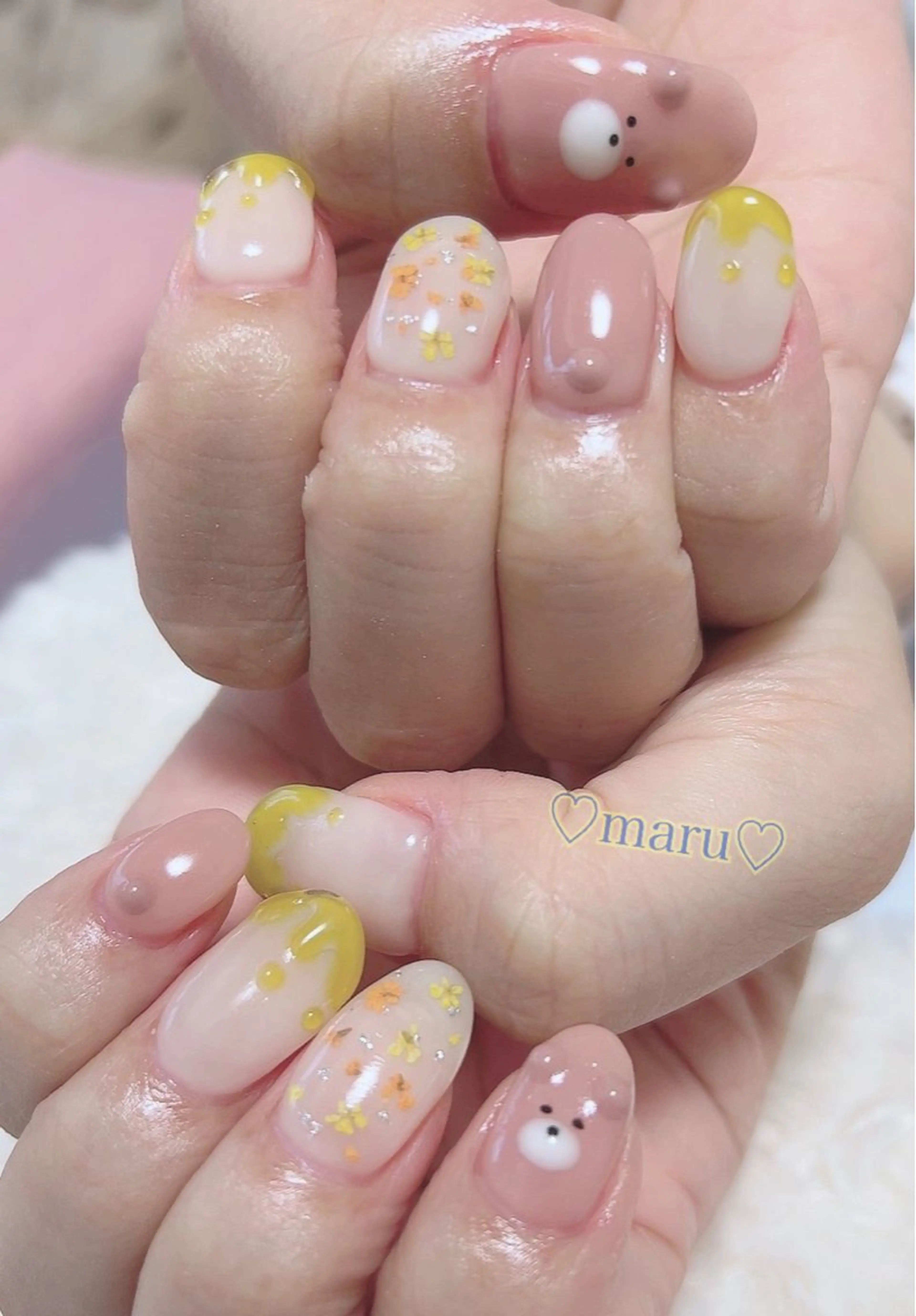 ネイル ハンドネイル フットネイル まるみ ♡のネイルデザイン