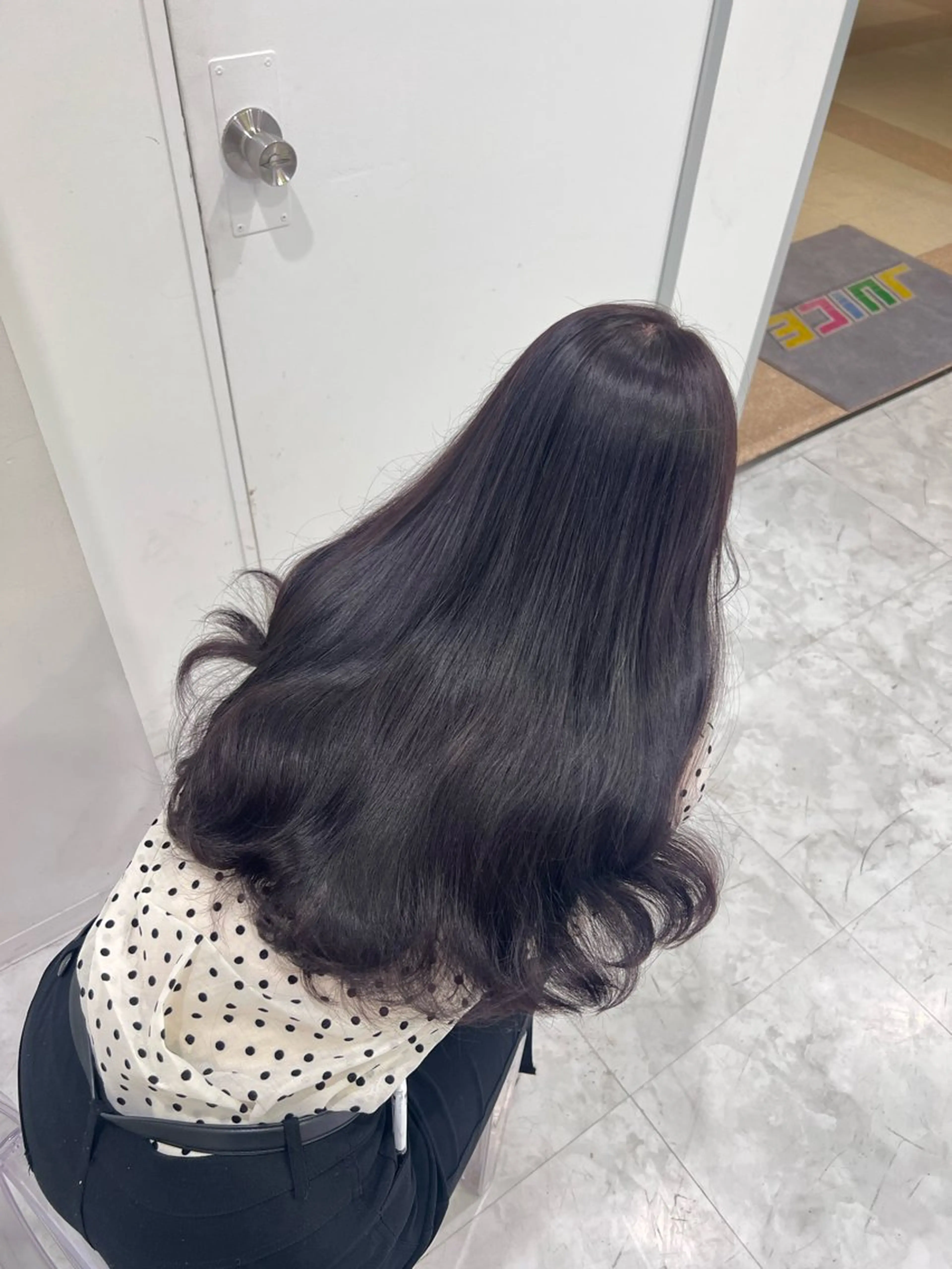 ロング カラー ヘアアレンジ 透明感カラー ラベンダーカラー ヘアカラー 色気ある大人カラー /ブリーチなしのヘアスタイル