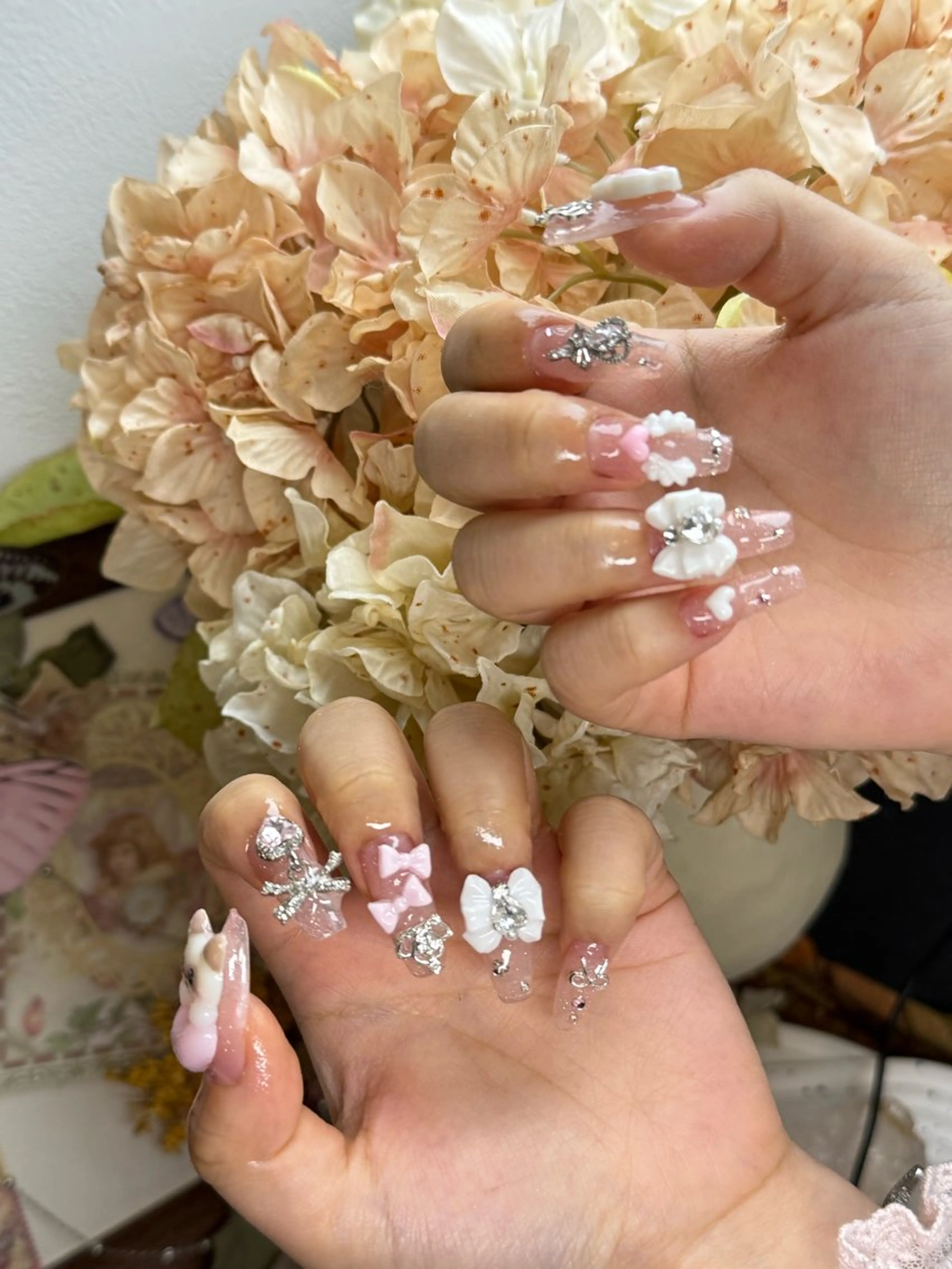 セミロング Tsukimi nail所属・シ シのネイルデザイン