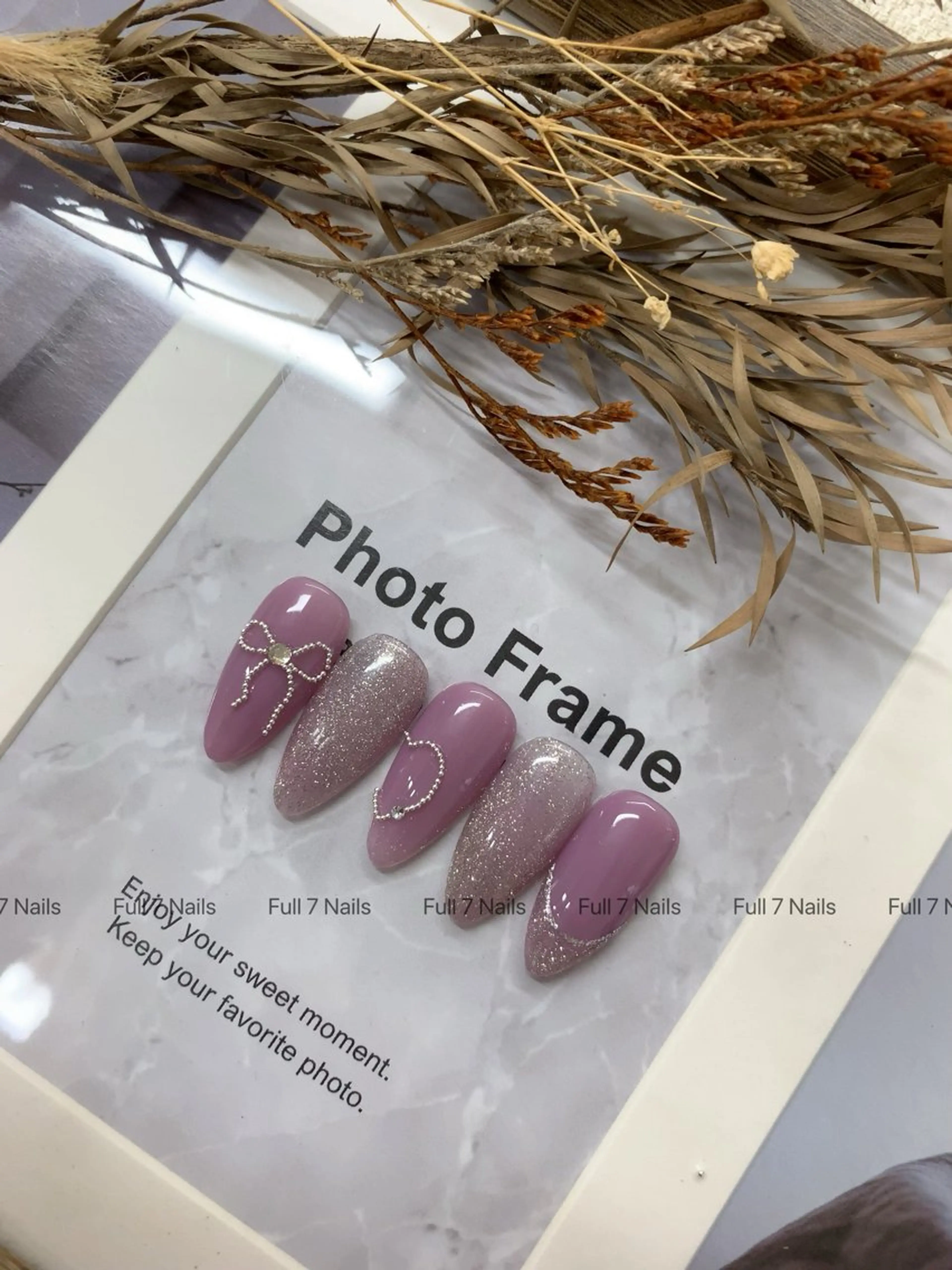 ミディアム ハンドネイル Full 7 Nails所属・Full 7Nail-団子のネイルデザイン