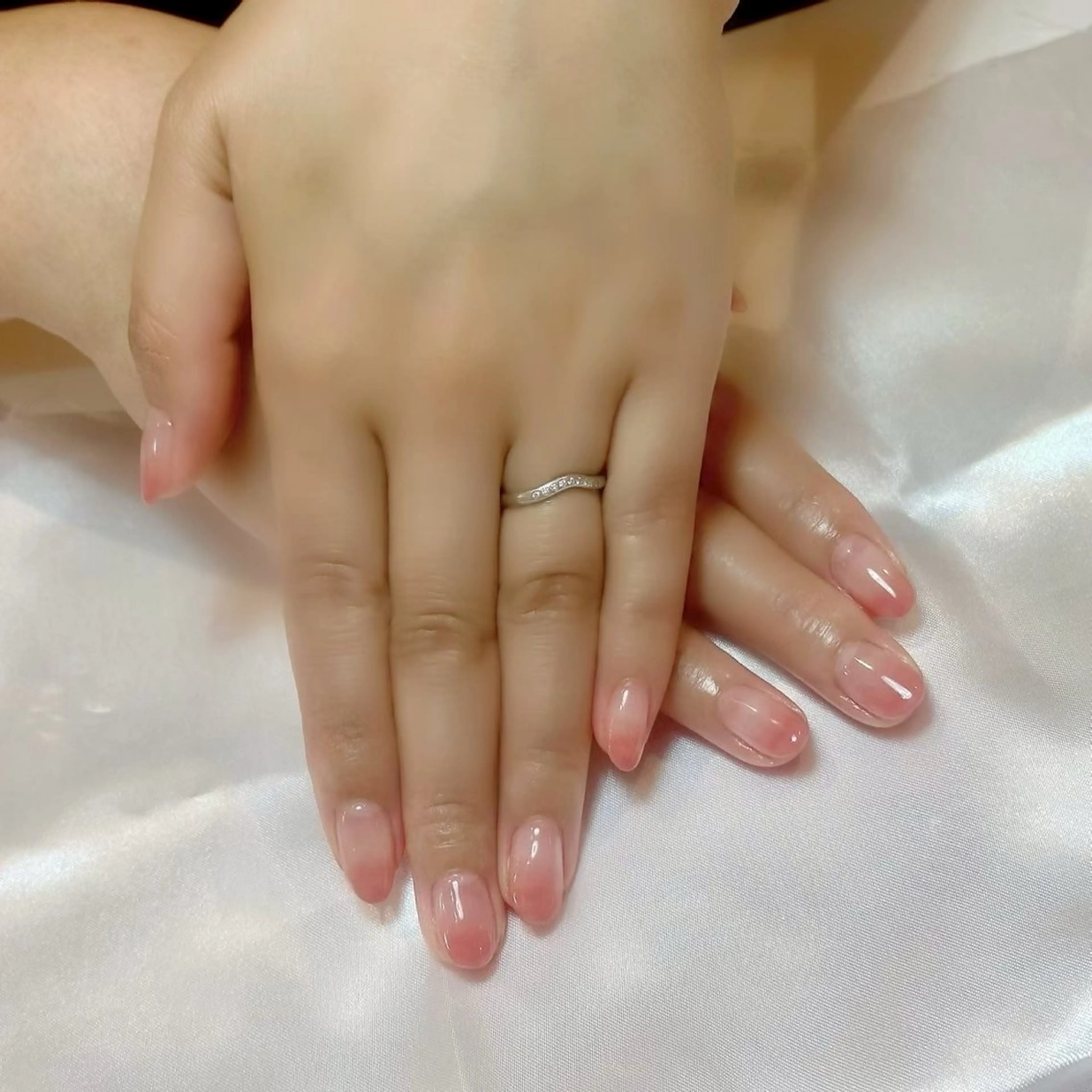 ネイル WHITE NAIL所属・澤村 七海のネイルデザイン