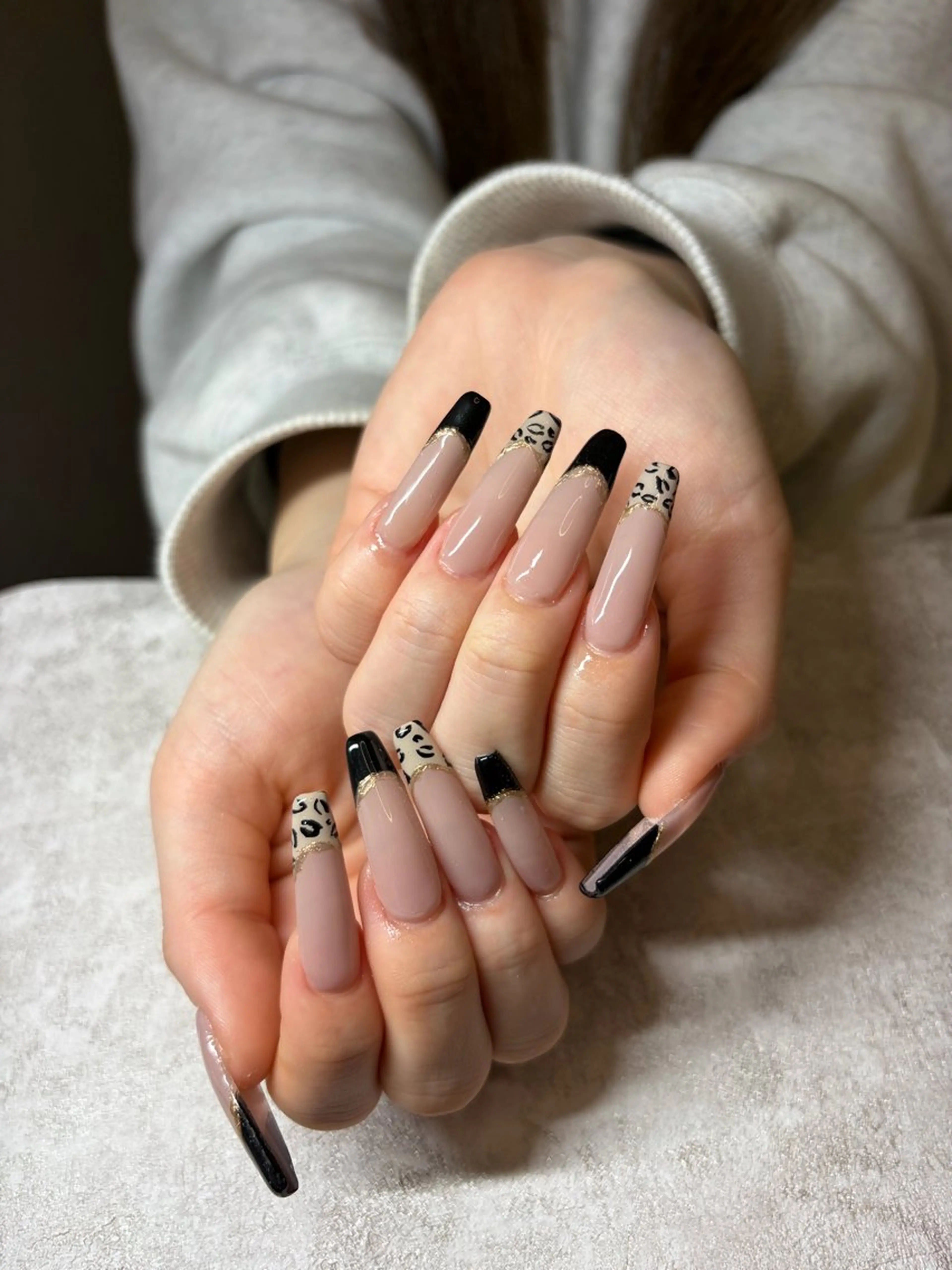 ネイル 長さ出し 持ち込み ネイルチップ Lowé所属・Lowé みるくのネイルデザイン