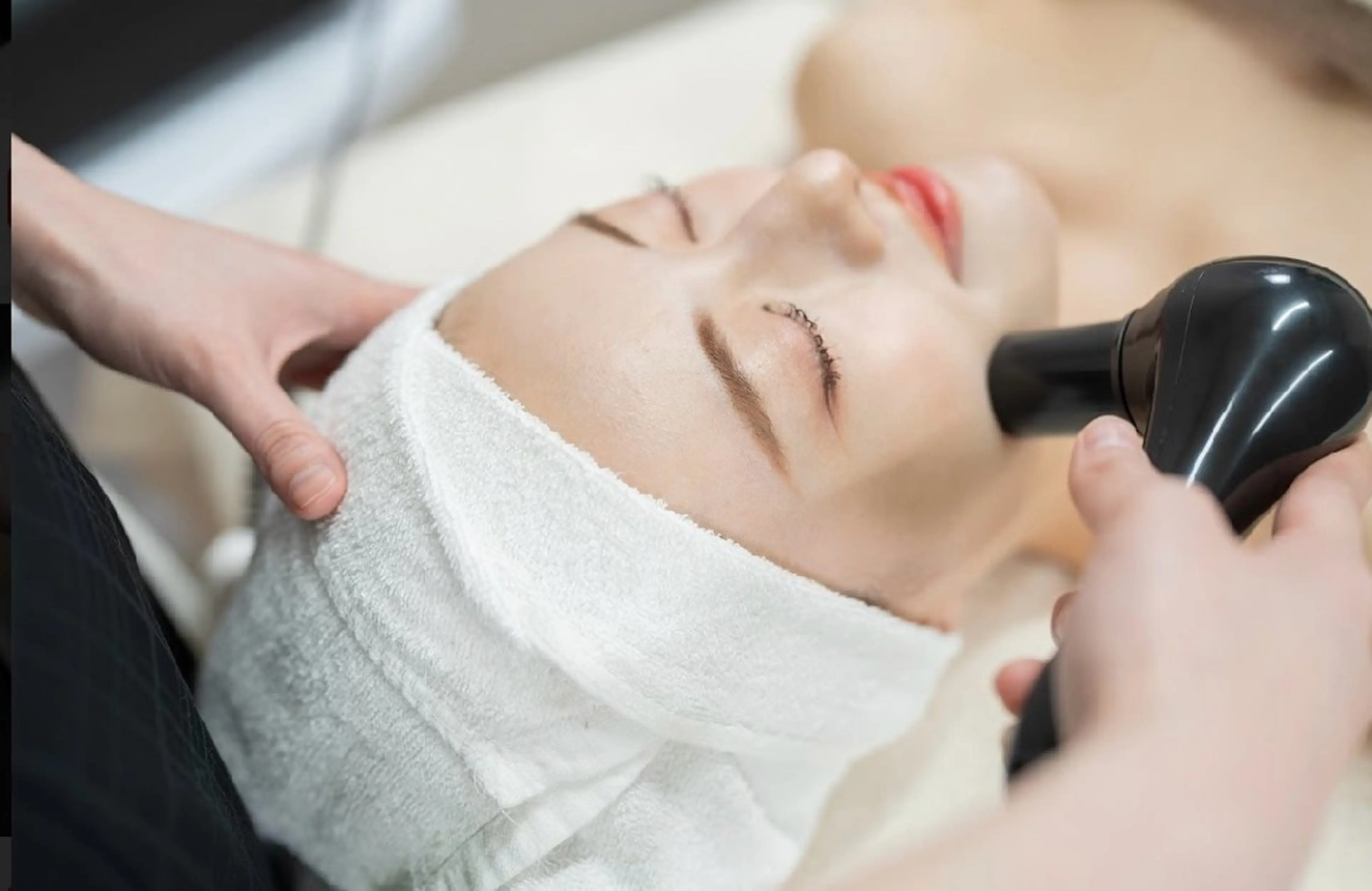 ミニモ限定価格✨💆‍♀️フェイシャルエステ⭐︎ポレーション(美容液浸透)イオン導入よりも20倍の効果！の写真