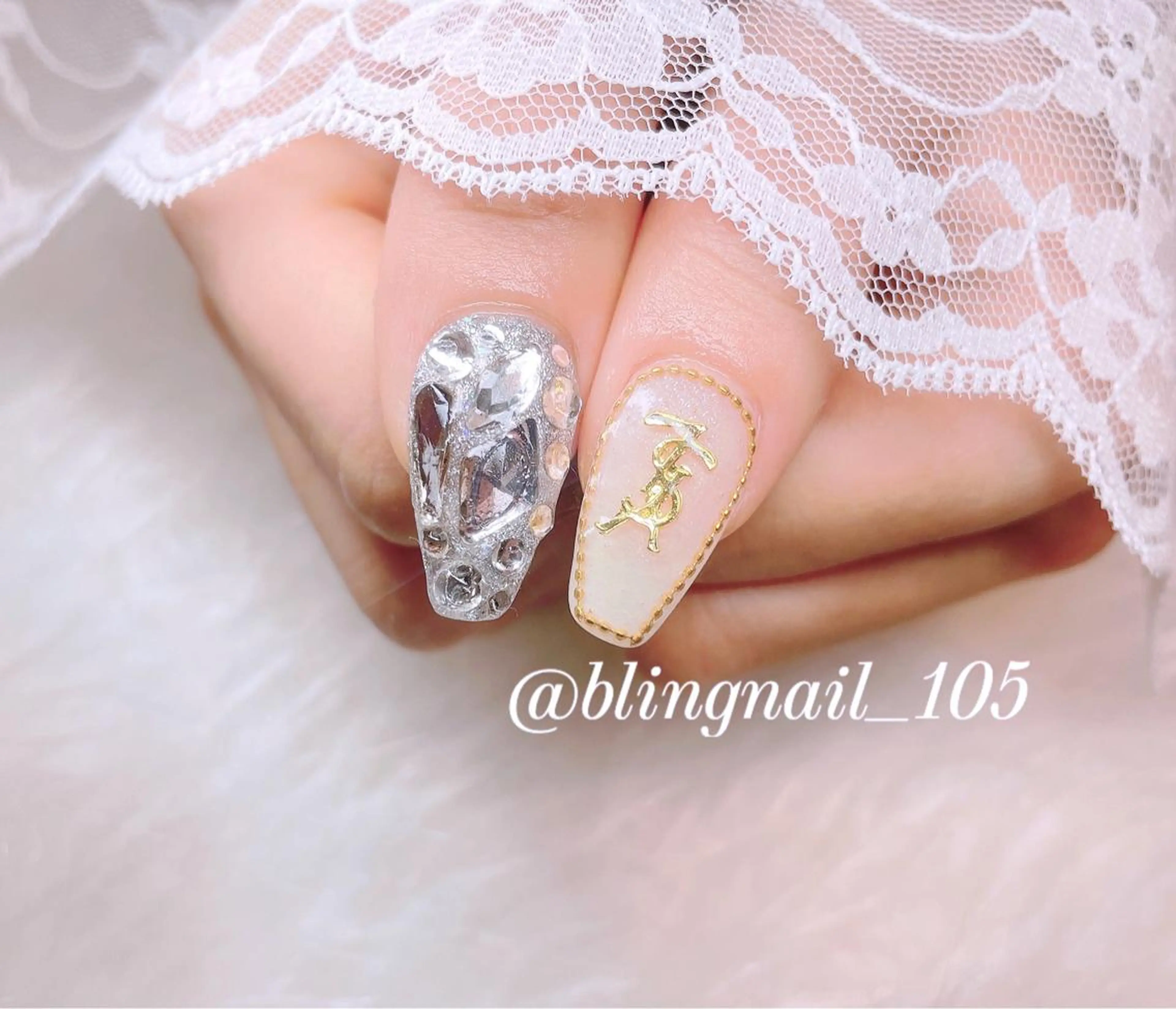 ネイル 23時まで❤︎韓国、 ワンホンネイルのネイルデザイン