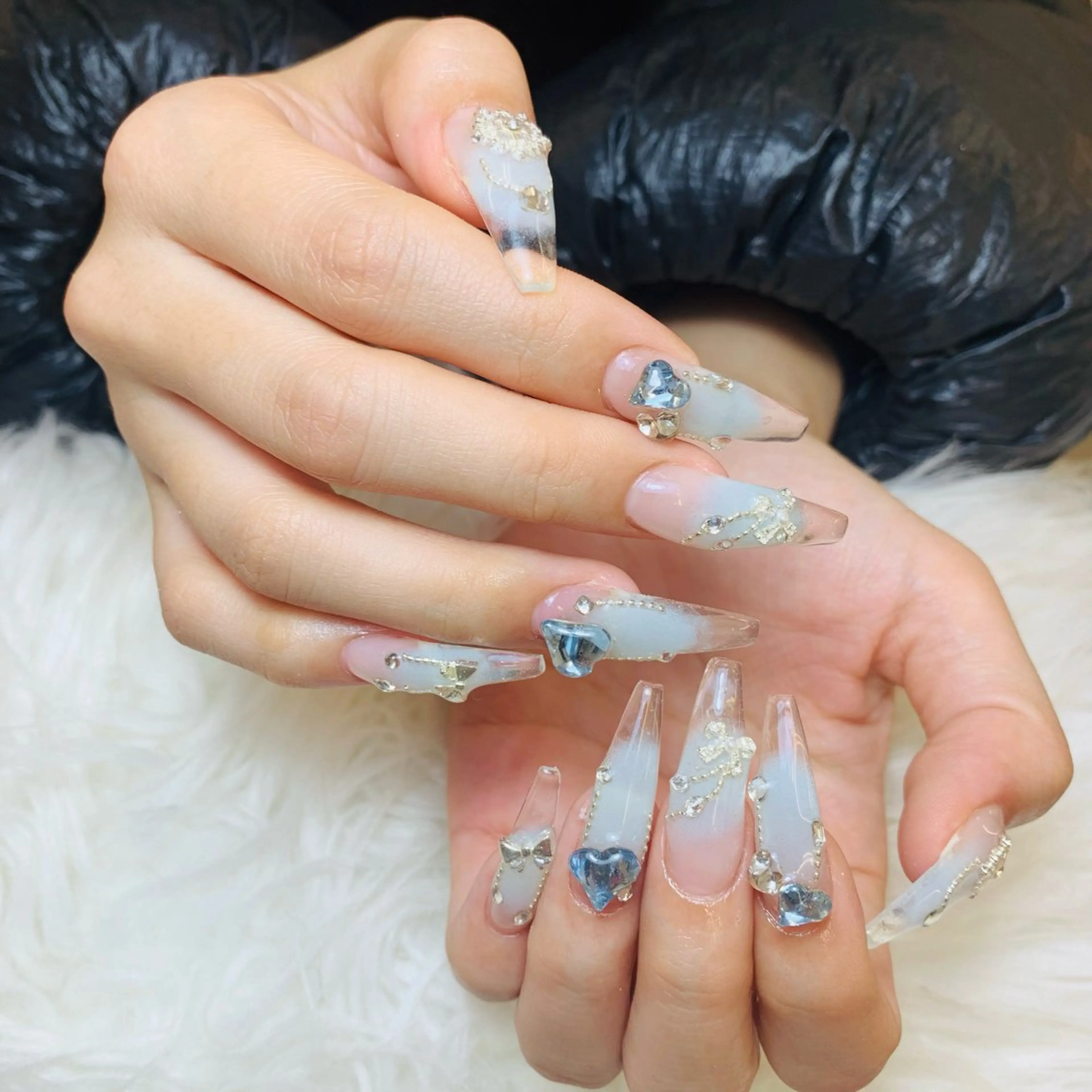 ネイル チークネイル 長さ出し フットネイル マグネットネイル 持ち込み ハンドネイル ANH NAIL ゴテゴテ専門店💎のネイルデザイン