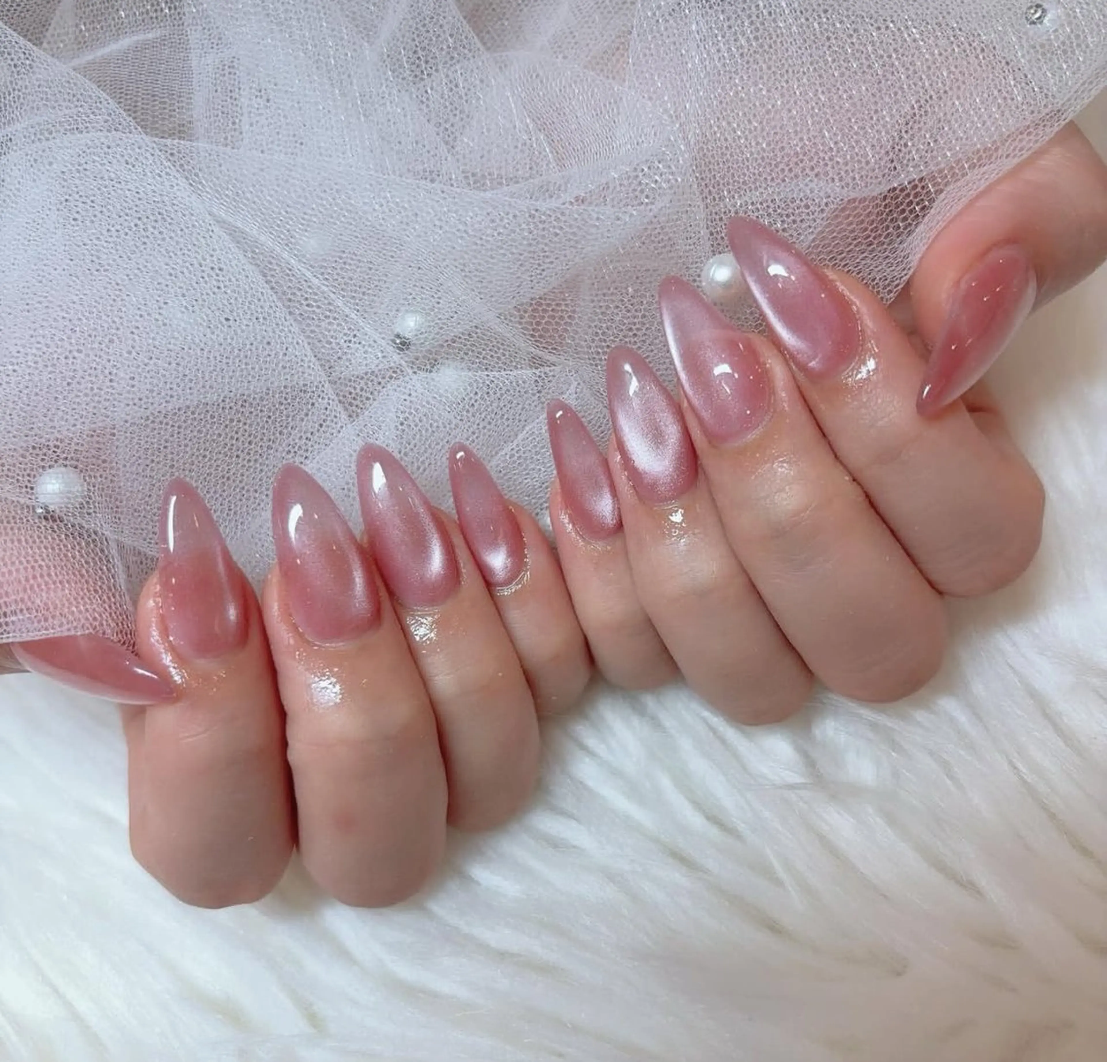 ネイル アートネイル グラデーション キラキラネイル ニュアンスネイル オフィスネイル ハンドネイル Amee Nailsalonのネイルデザイン