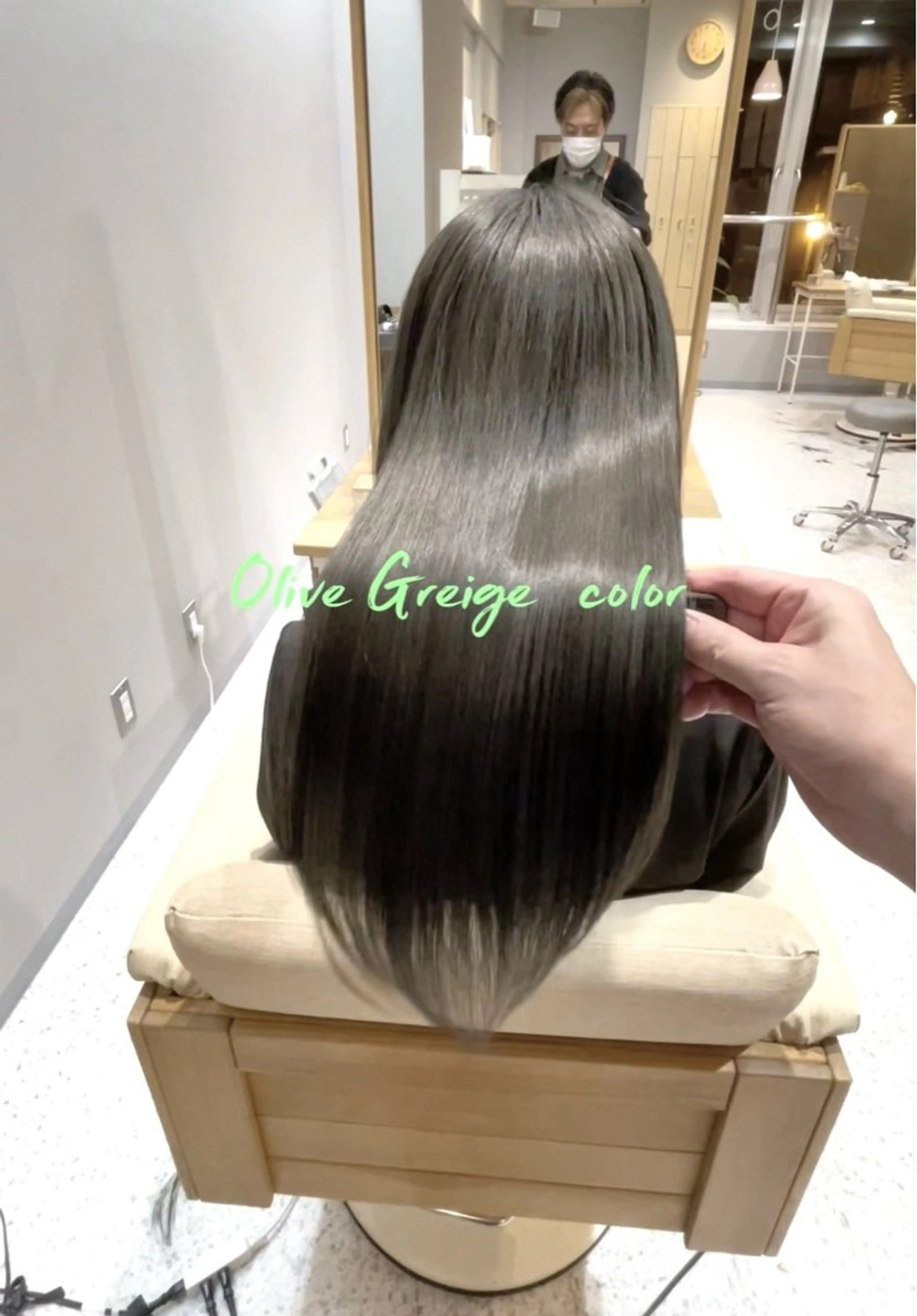 【何度でも使える】似合わせカット＋透明感カラー＋保湿トリートメント¥12650の写真