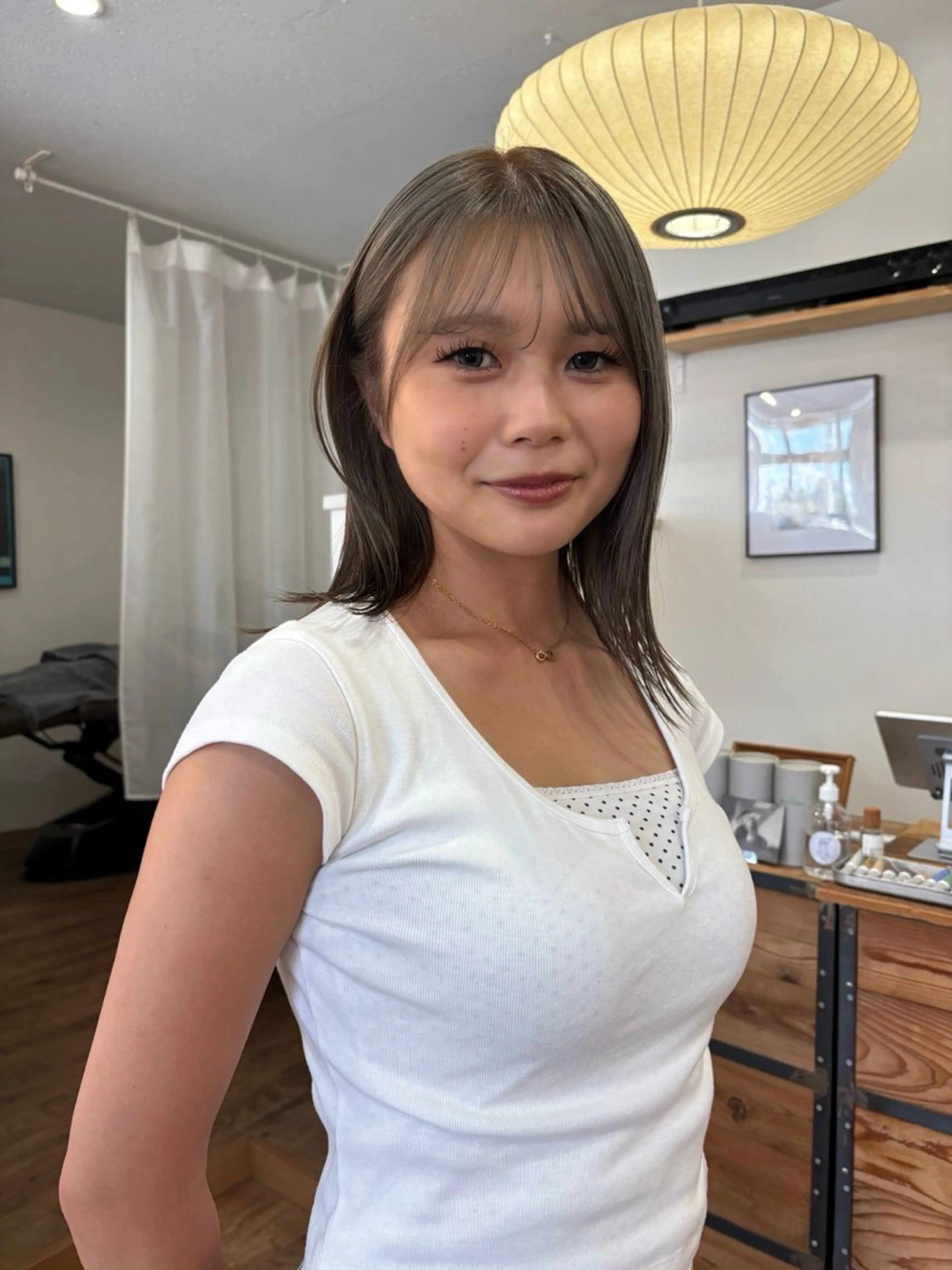 ミディアム カラー グレージュ Nono カットモデル募集中♩のヘアスタイル