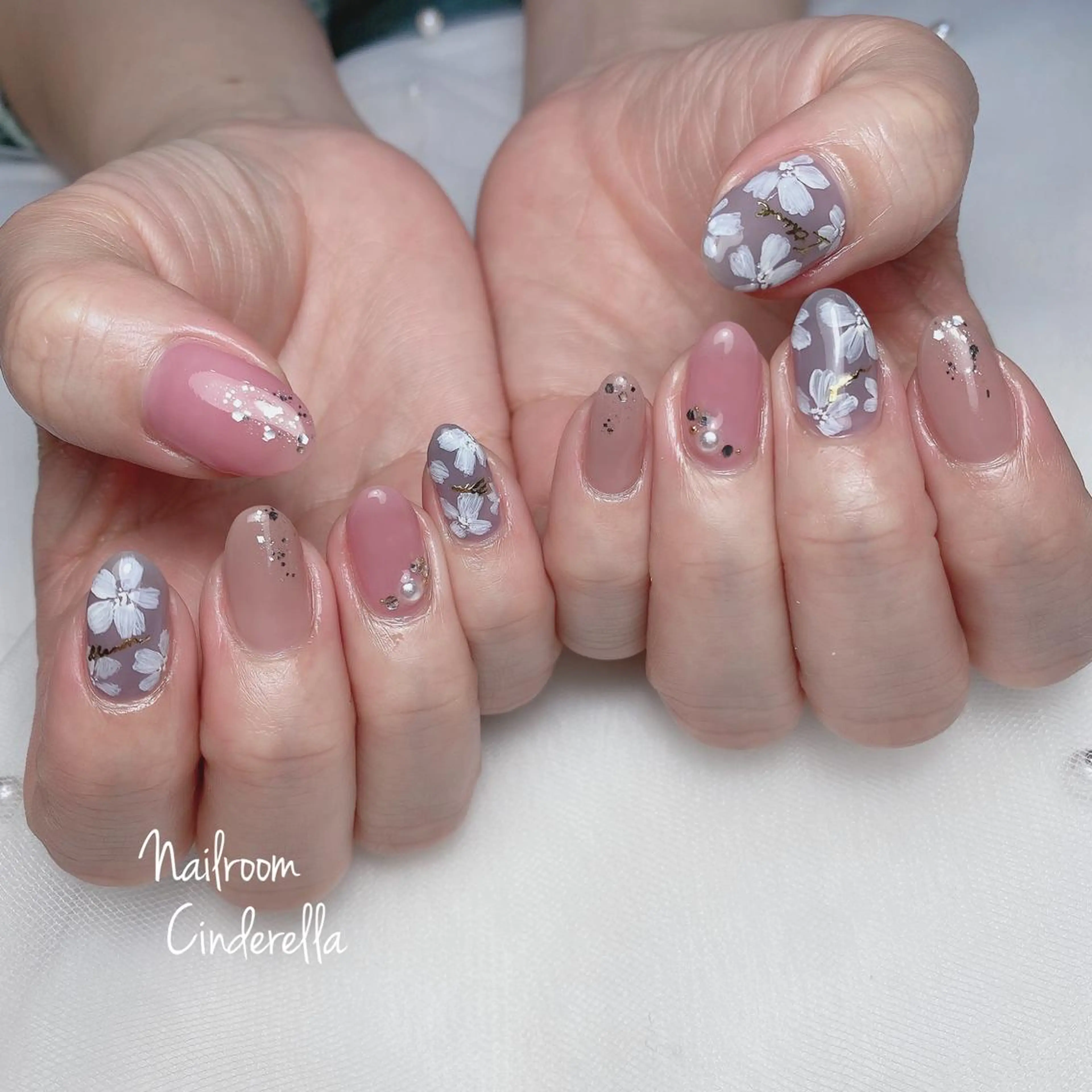 ネイル フラワーネイル Nailroom. Cinderellaのネイルデザイン