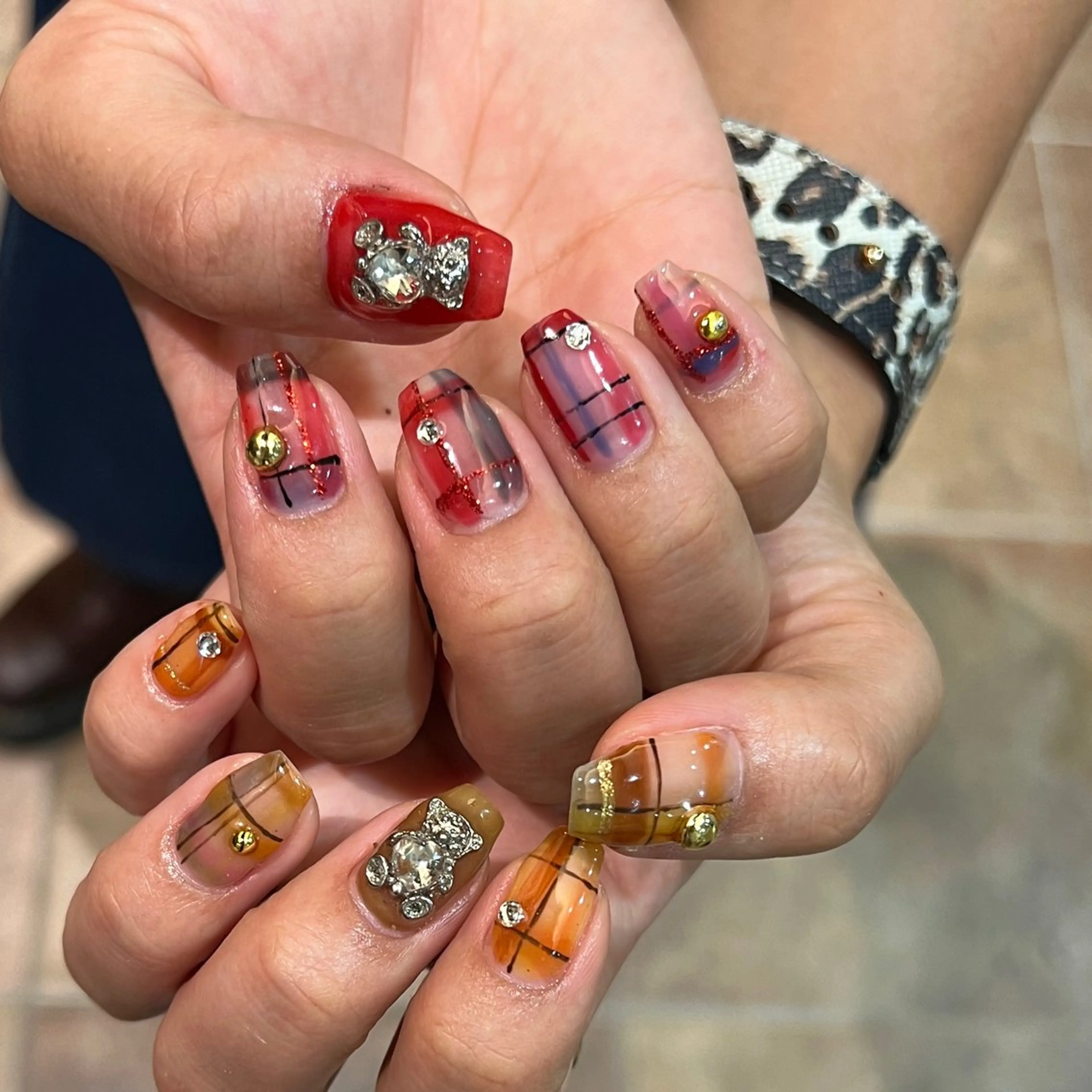 ネイル ハンドネイル 河野 弥月のネイルデザイン