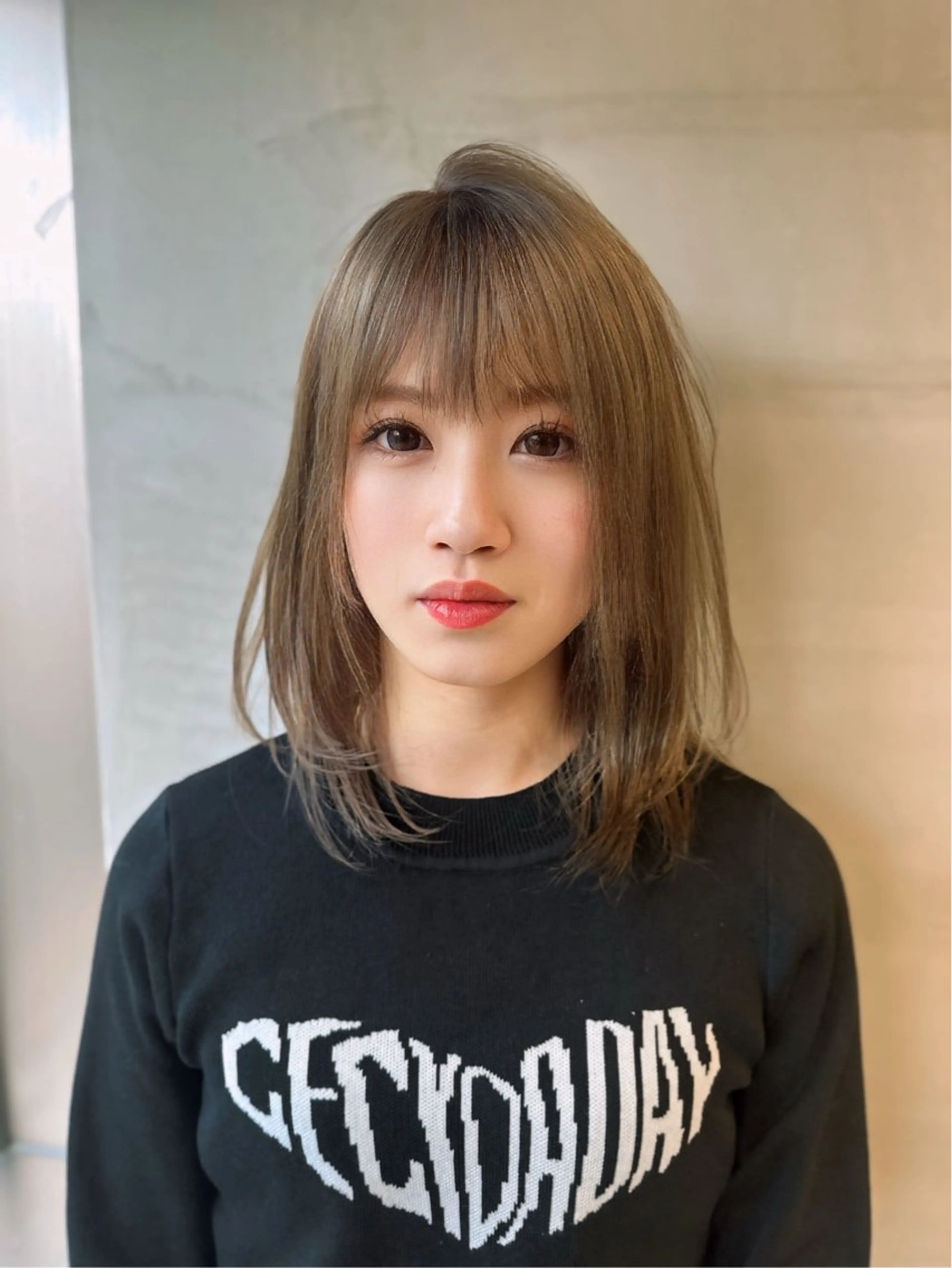 ミディアム Rita/髪質改善 /透明感カラーのヘアスタイル