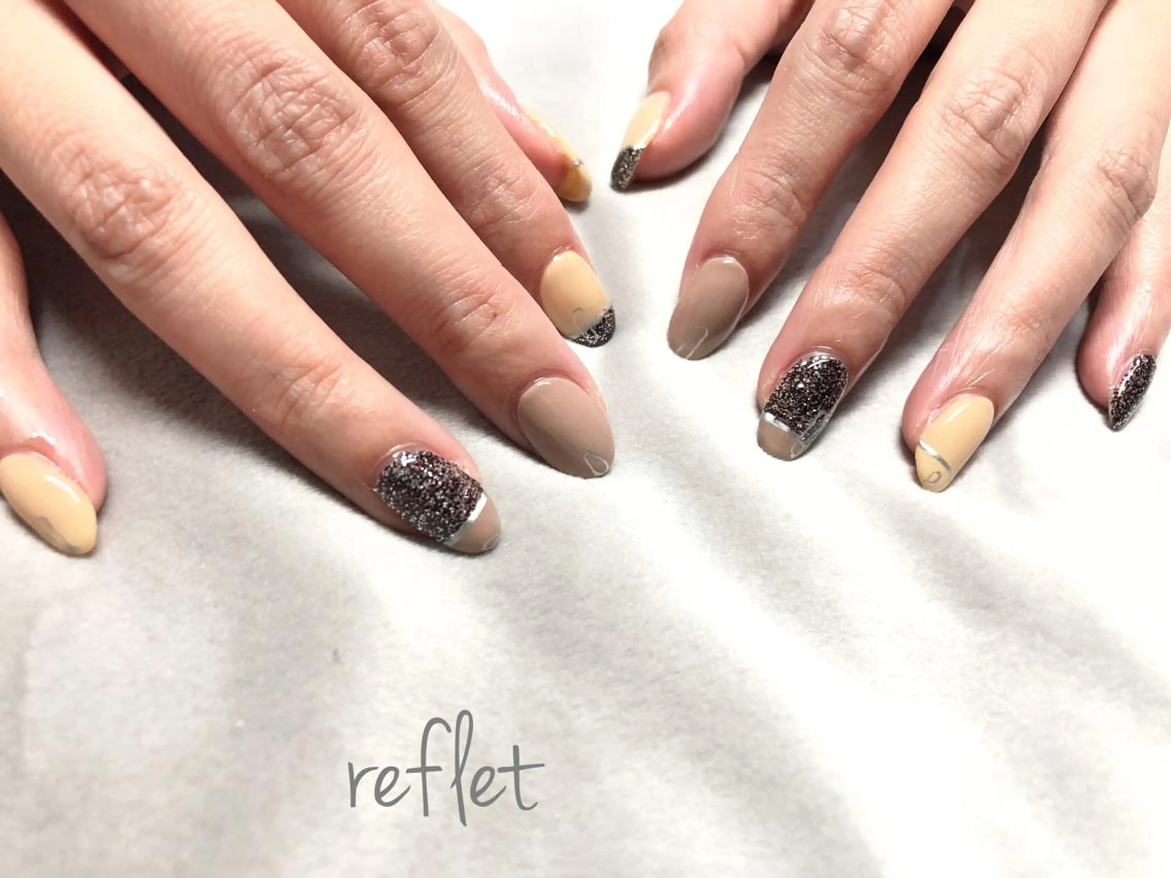 ネイル 持ち込み ニュアンスネイル 黄色 ハンドネイル reflet nailのネイルデザイン