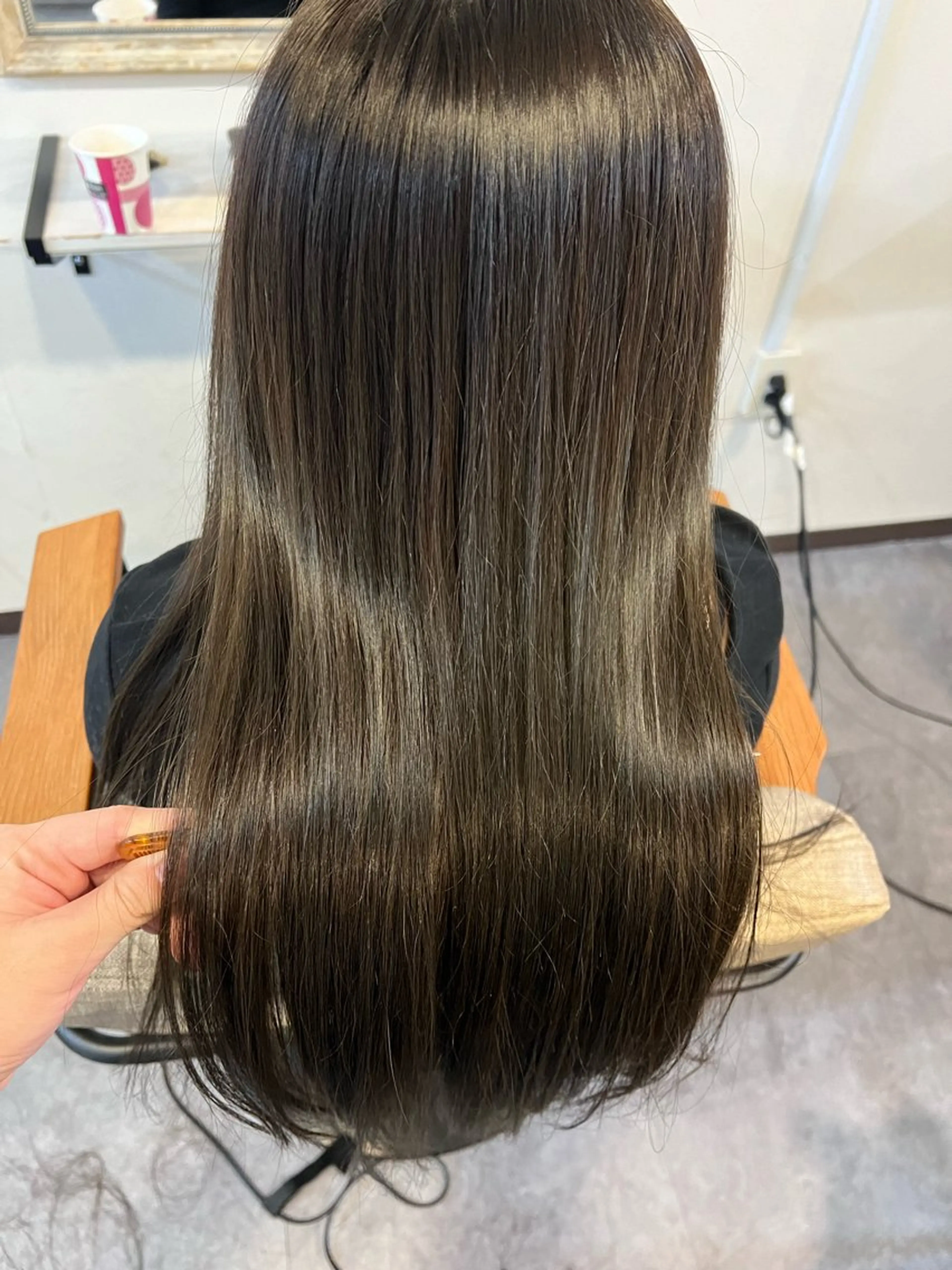 ロング カラー グレージュ オリーブグレージュ オリーブグレー オレンジ Sherry/R 三川町 ayakaのヘアスタイル