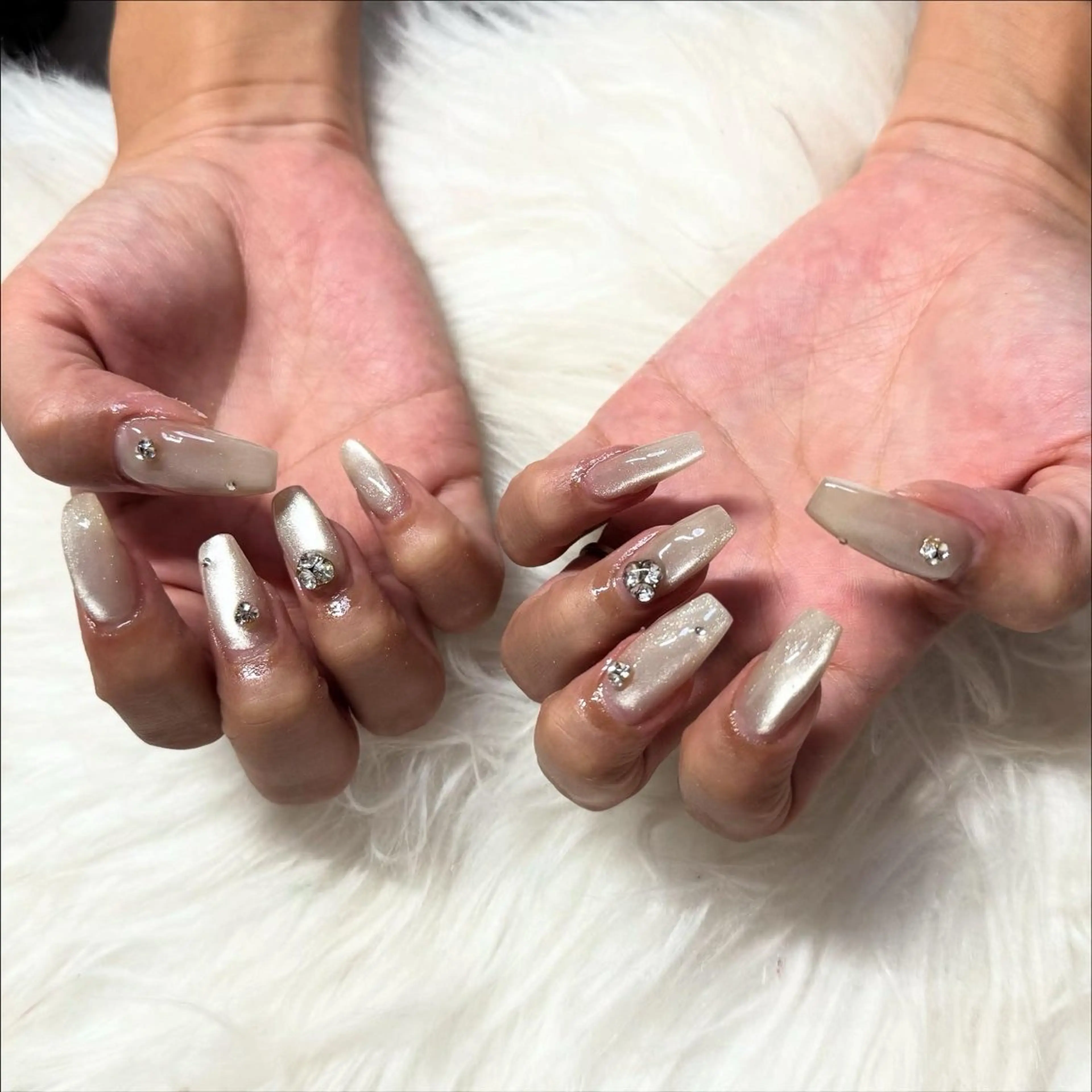 ロング ハンドネイル mao .のネイルデザイン