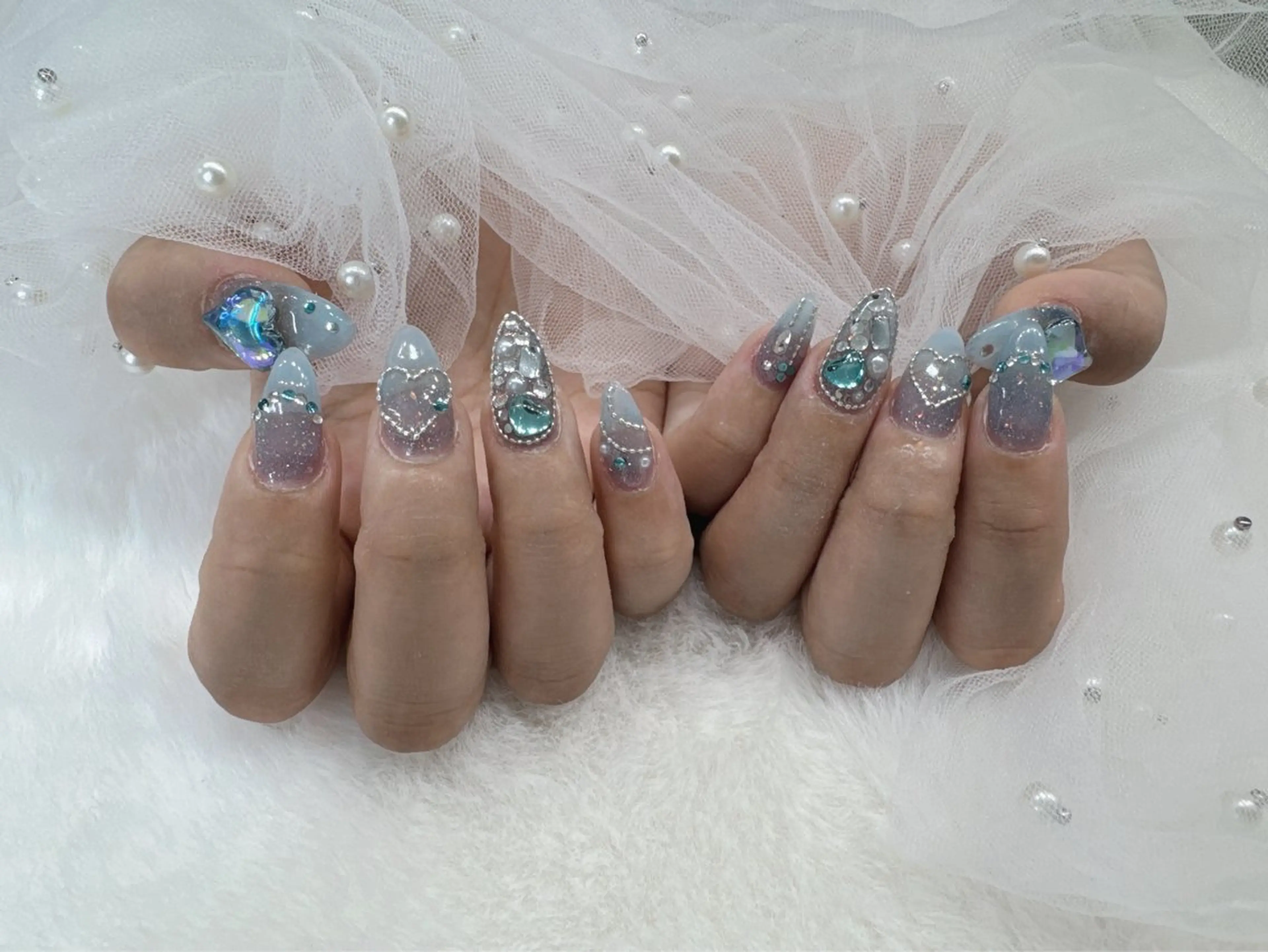 ネイル ハンドネイル 小方 サトミのネイルデザイン