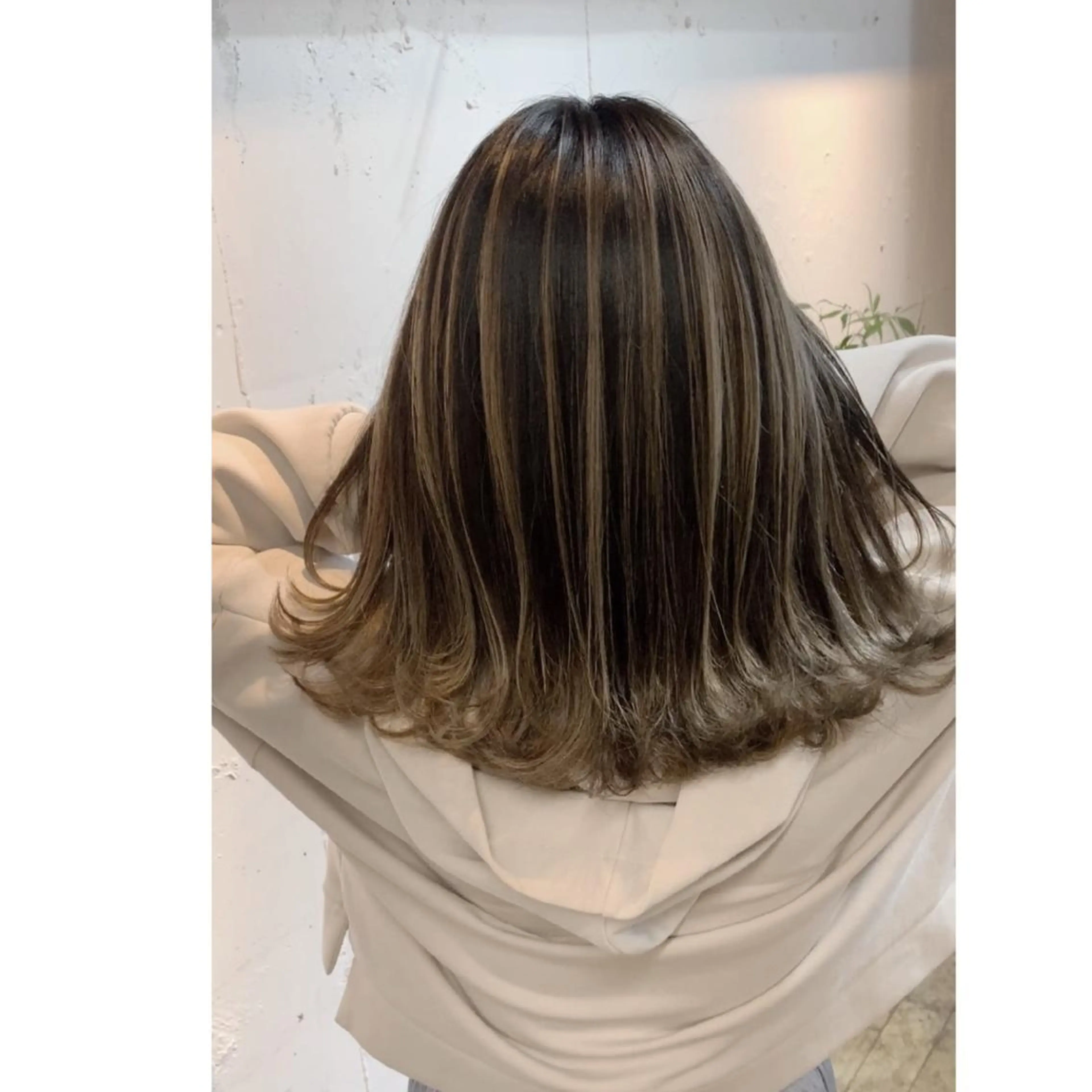 カラー バレイヤージュ ベージュカラー ブロンド ハイトーンカラー カット ヘアカラー トリートメント beyond所属・be yondのヘアスタイル