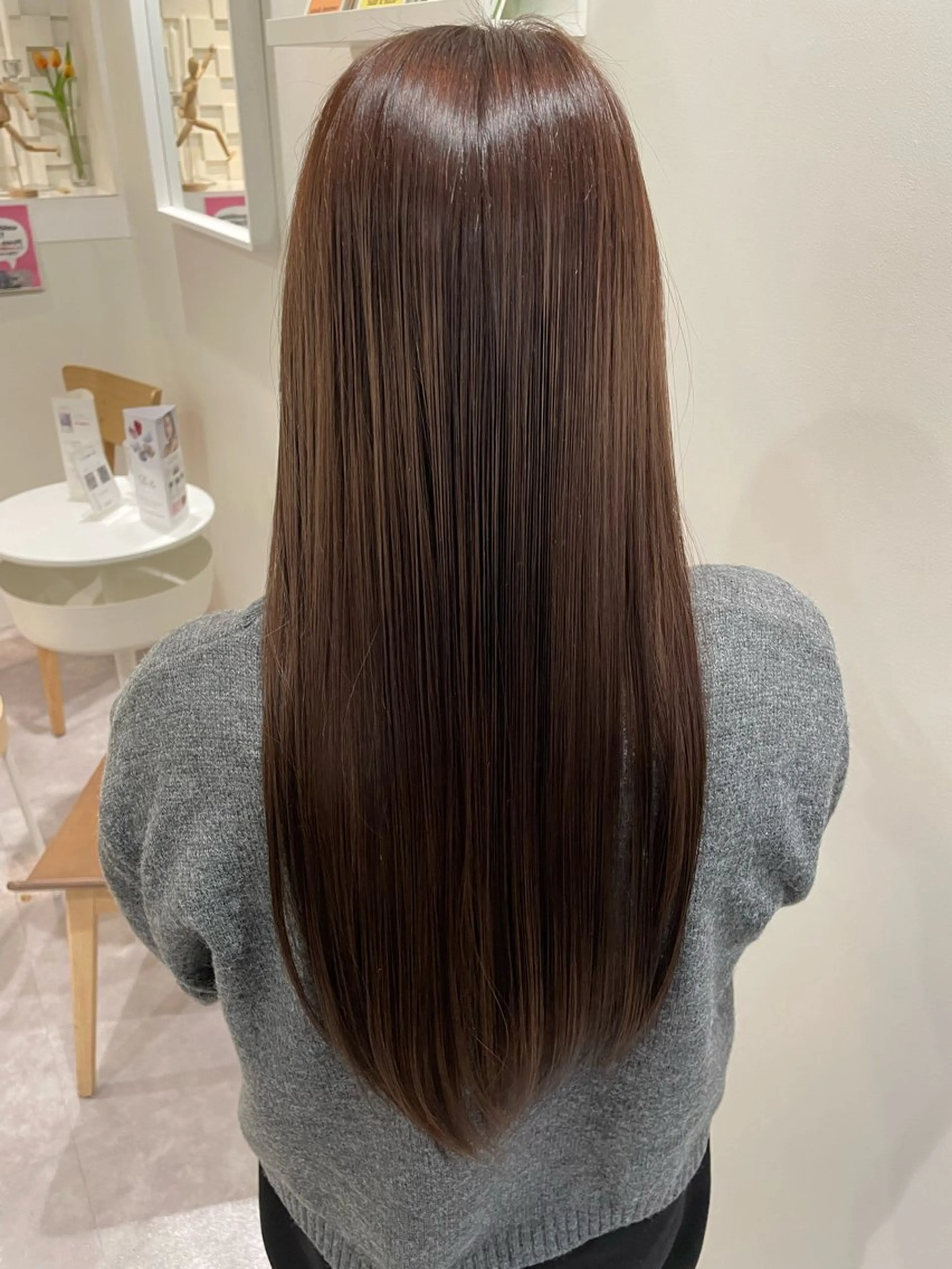 セミロング ヘアカラー トリートメント CARE ．KOBE所属・京谷 日向のヘアスタイル