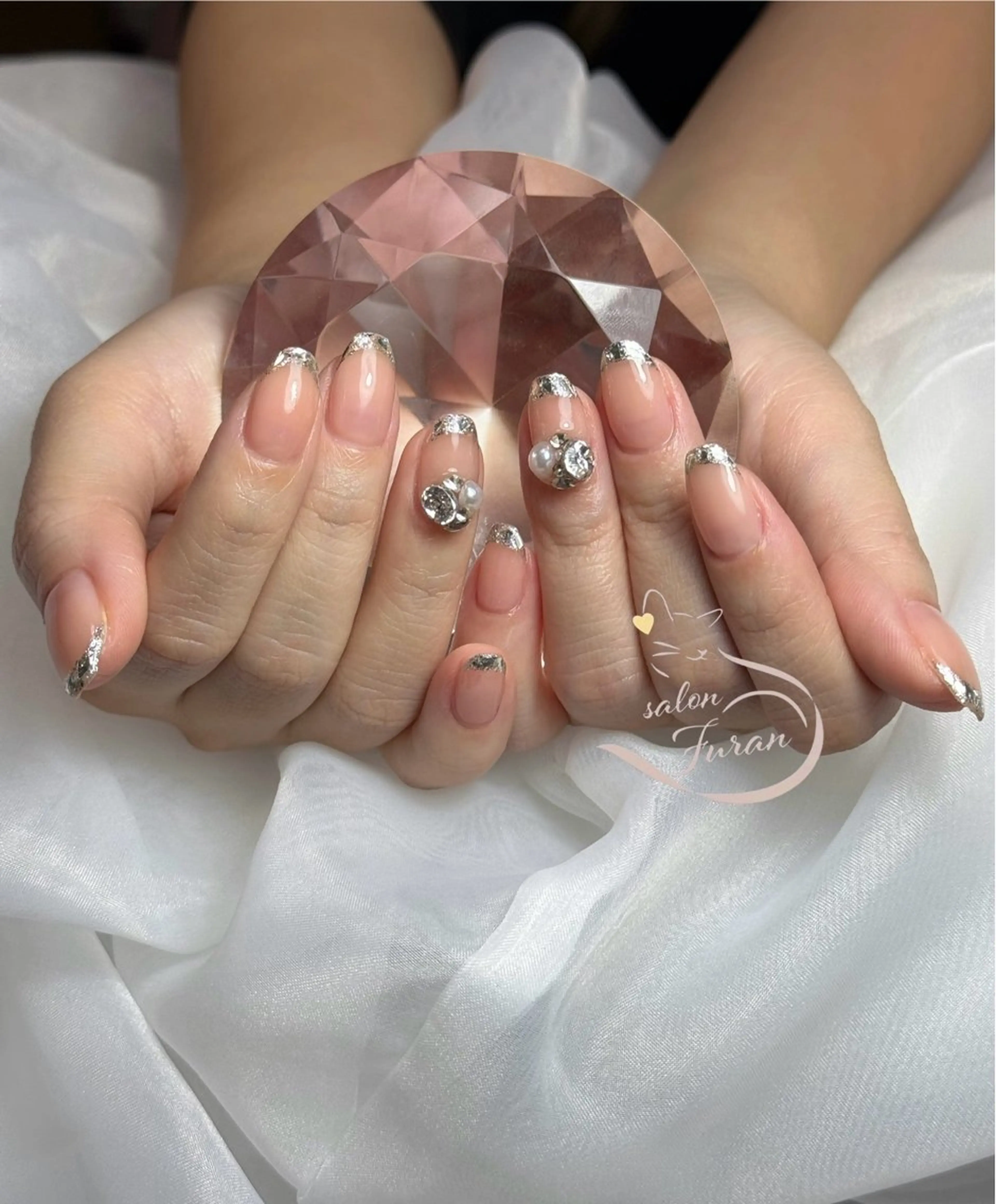 ネイル フレンチネイル キラキラネイル ハンドネイル Nail salon Furanのネイルデザイン