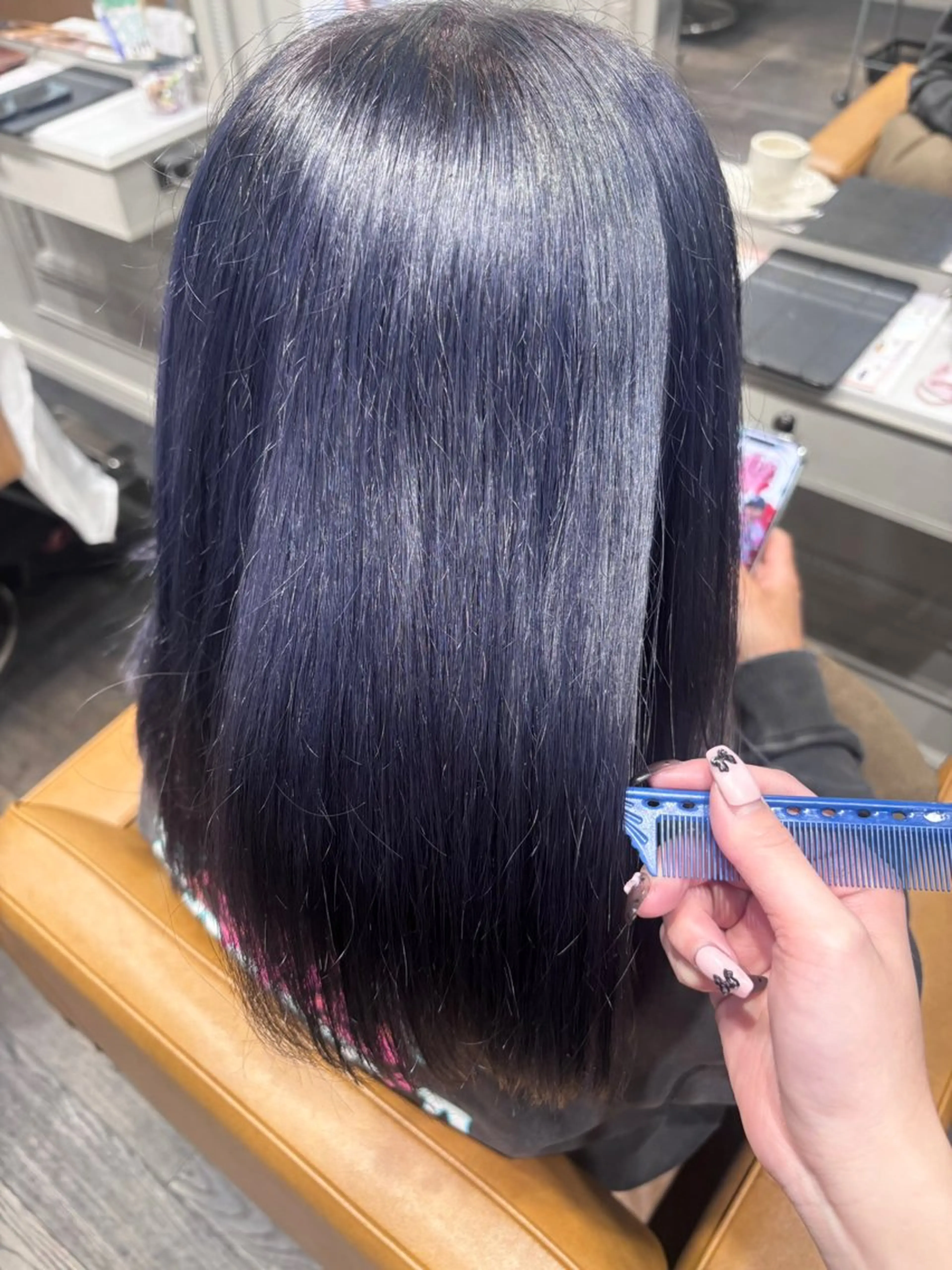 ミディアム ヘアカラー 小西 莉央のヘアスタイル