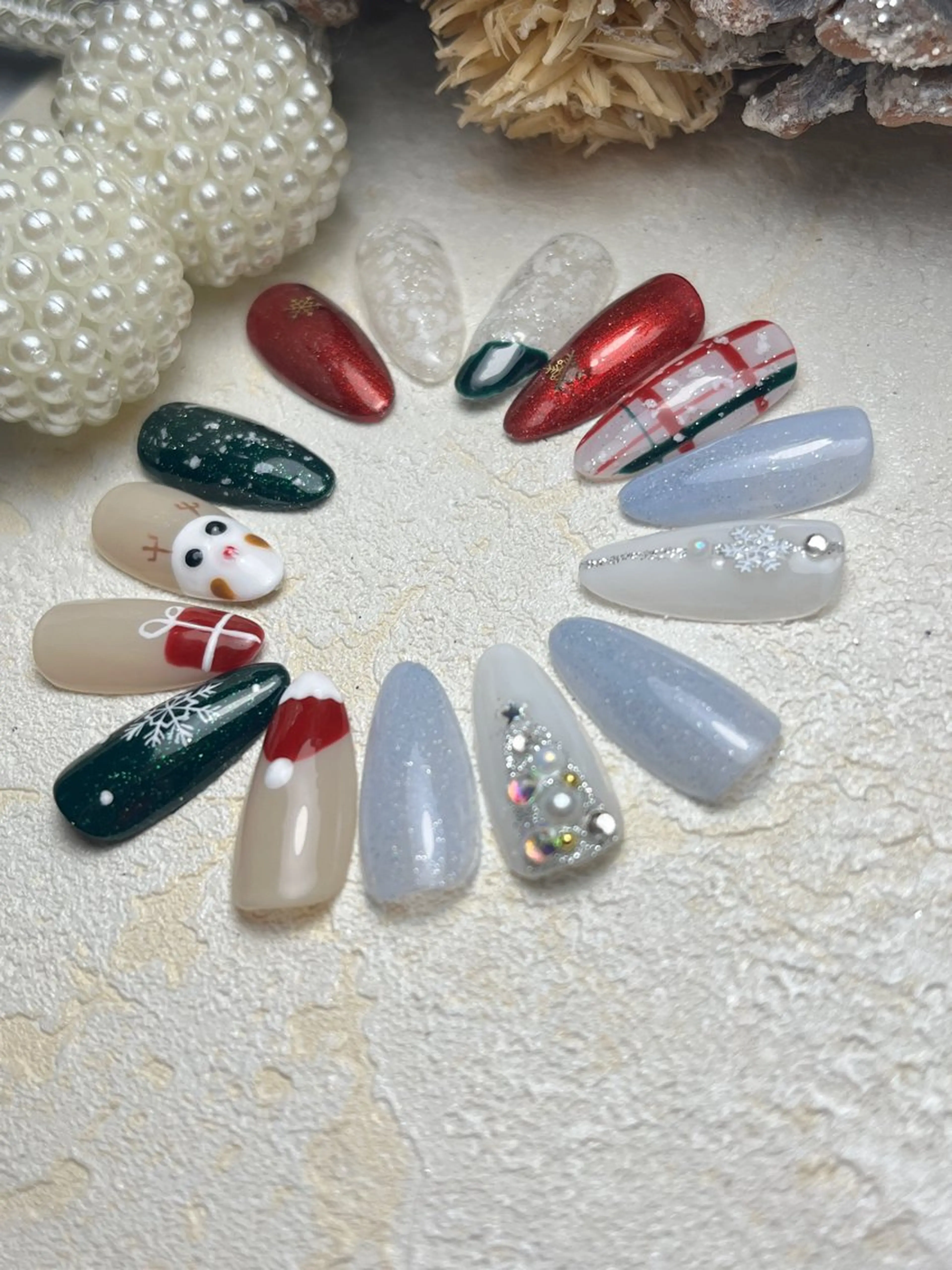 ネイル 冬ネイル クリスマス M.T  nail所属・M.T nailのネイルデザイン