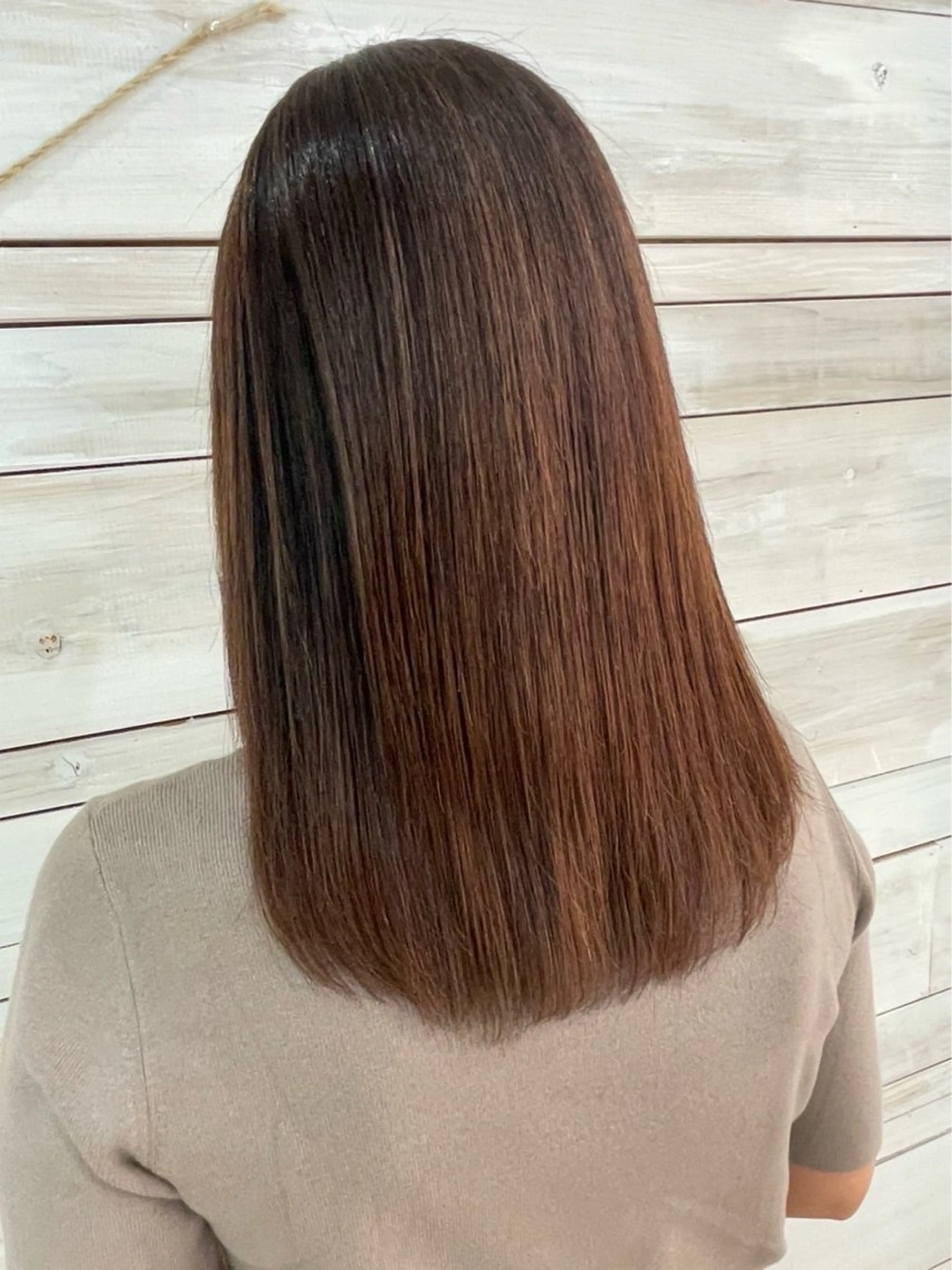 🫧ポイント縮毛矯正+トリートメント🫧【湿気に負けないストレートな髪へ】の写真