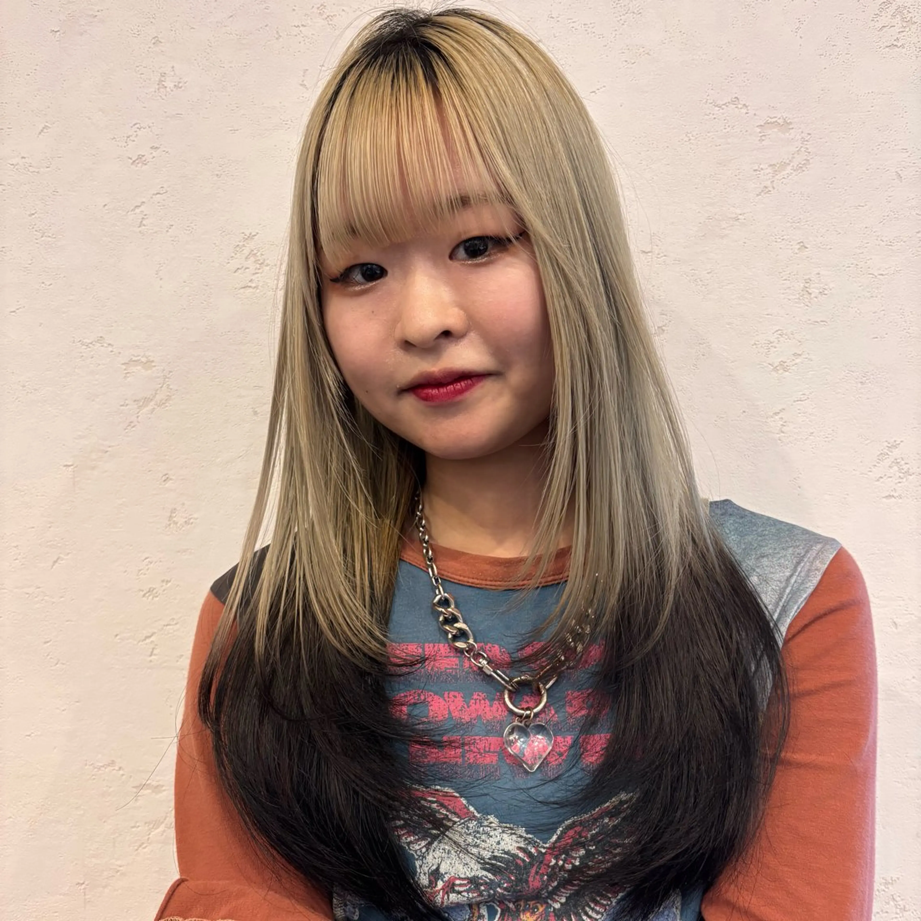 ロング カラー ヘアカラー トリートメント ベージュカラー⌇﻿ くびれヘア.𐙚心音のヘアスタイル