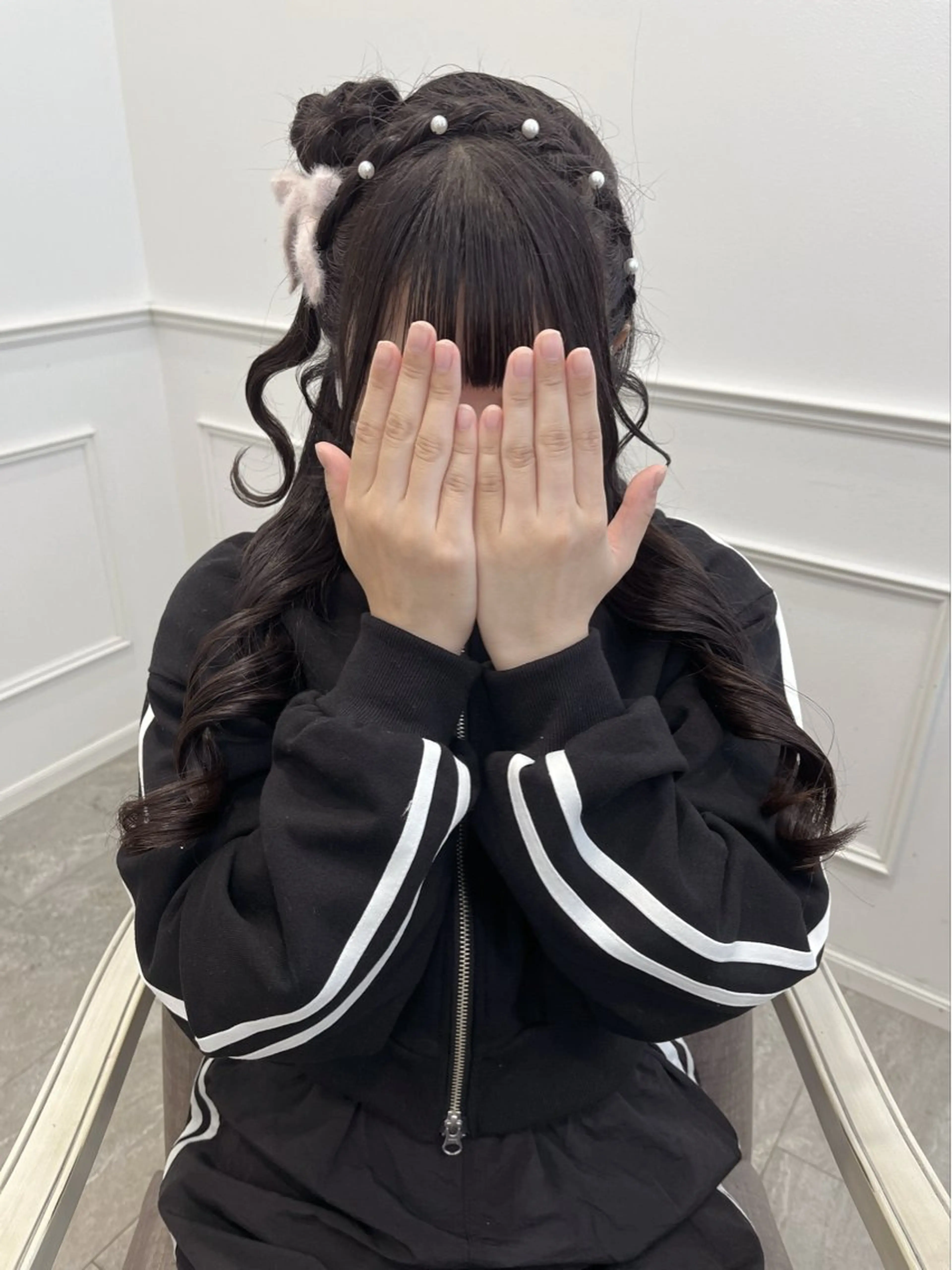 ロング ヘアアレンジ 新井 凪のヘアスタイル