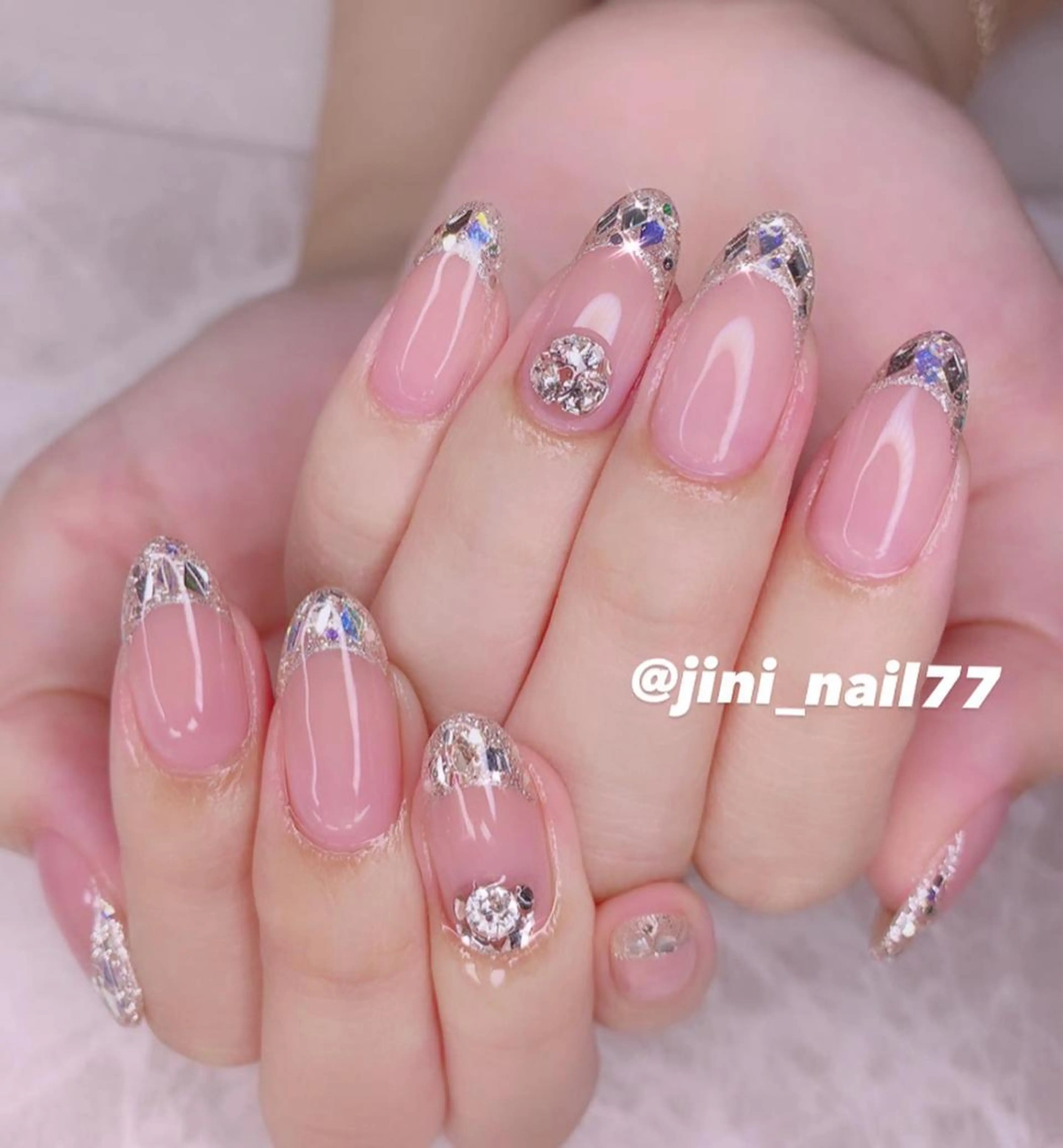 ネイル JINI NAIL所属・ジニ ネイルのネイルデザイン