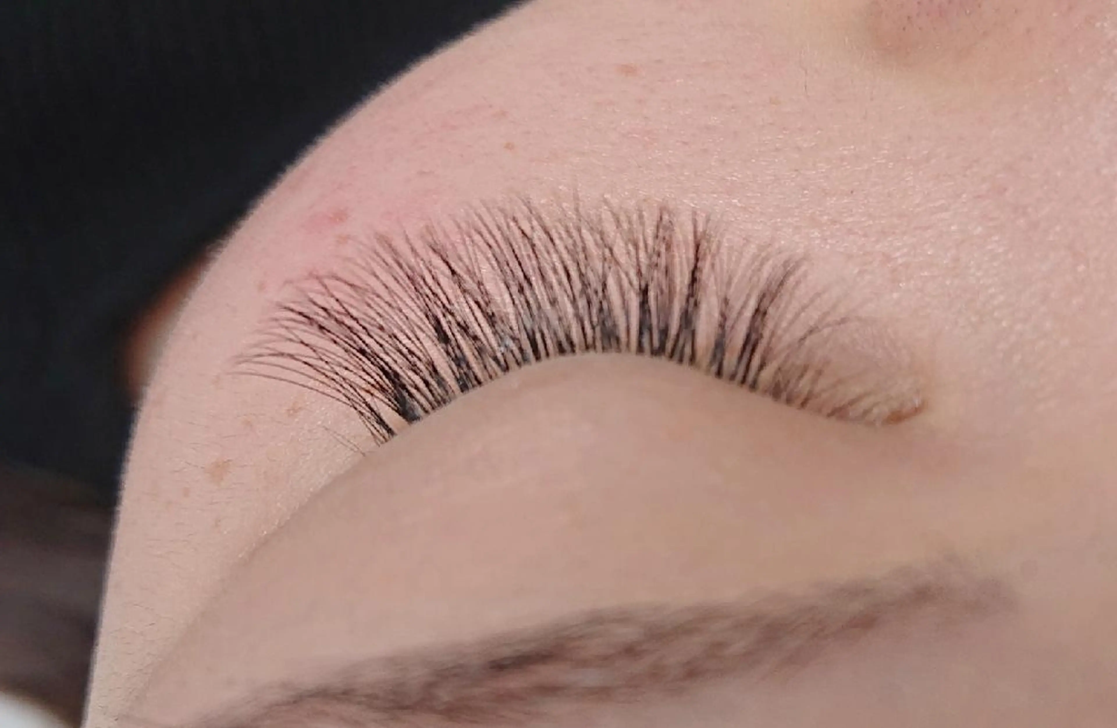 マツエク・マツパ ボリュームラッシュ Ri's eyelash 所属・犬飼 統子の眉毛・アイブロウイメージ