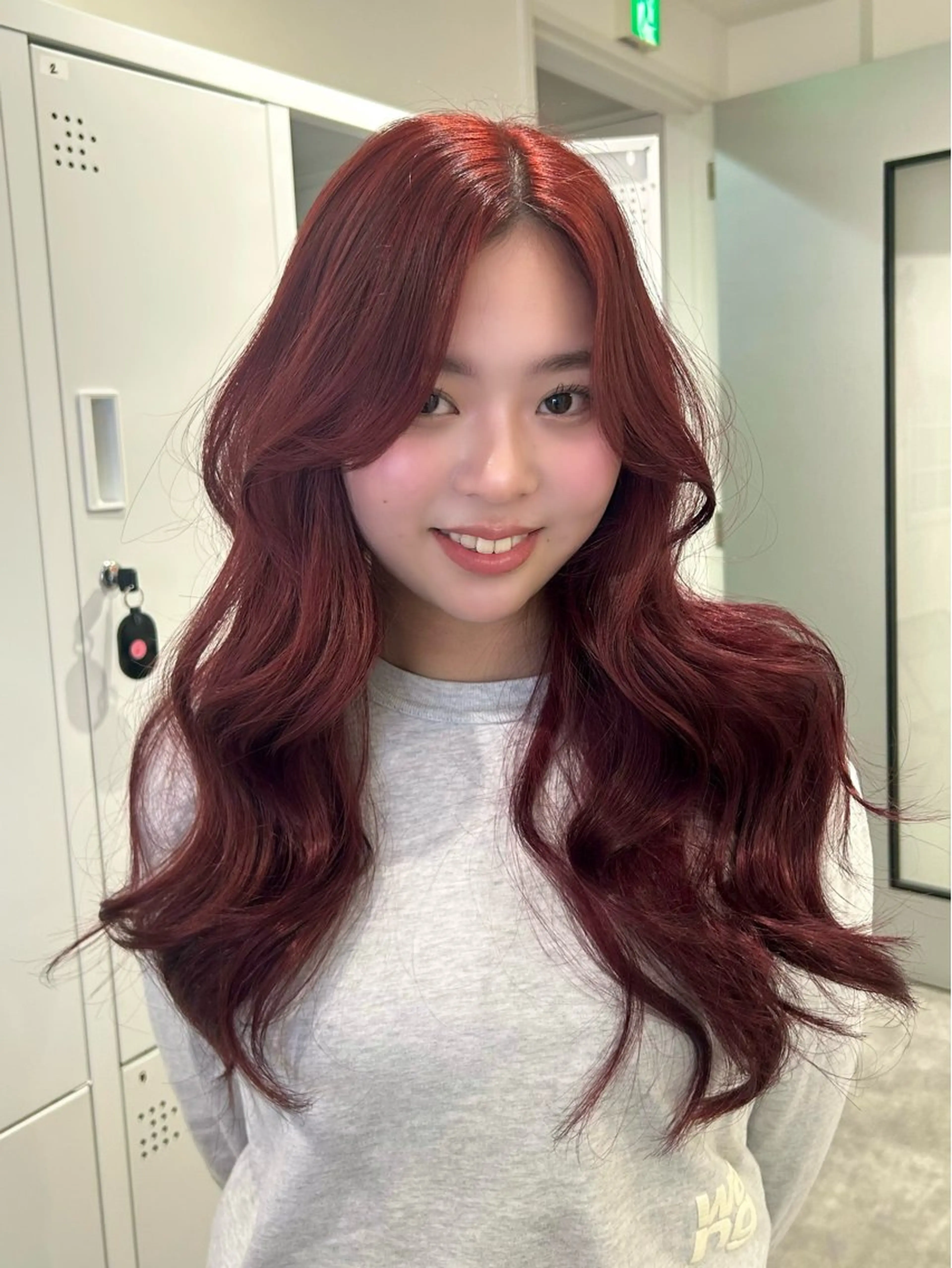 セミロング ヘアカラー トリートメント ブリーチ/ベージュ /レイヤー/ひよりのヘアスタイル