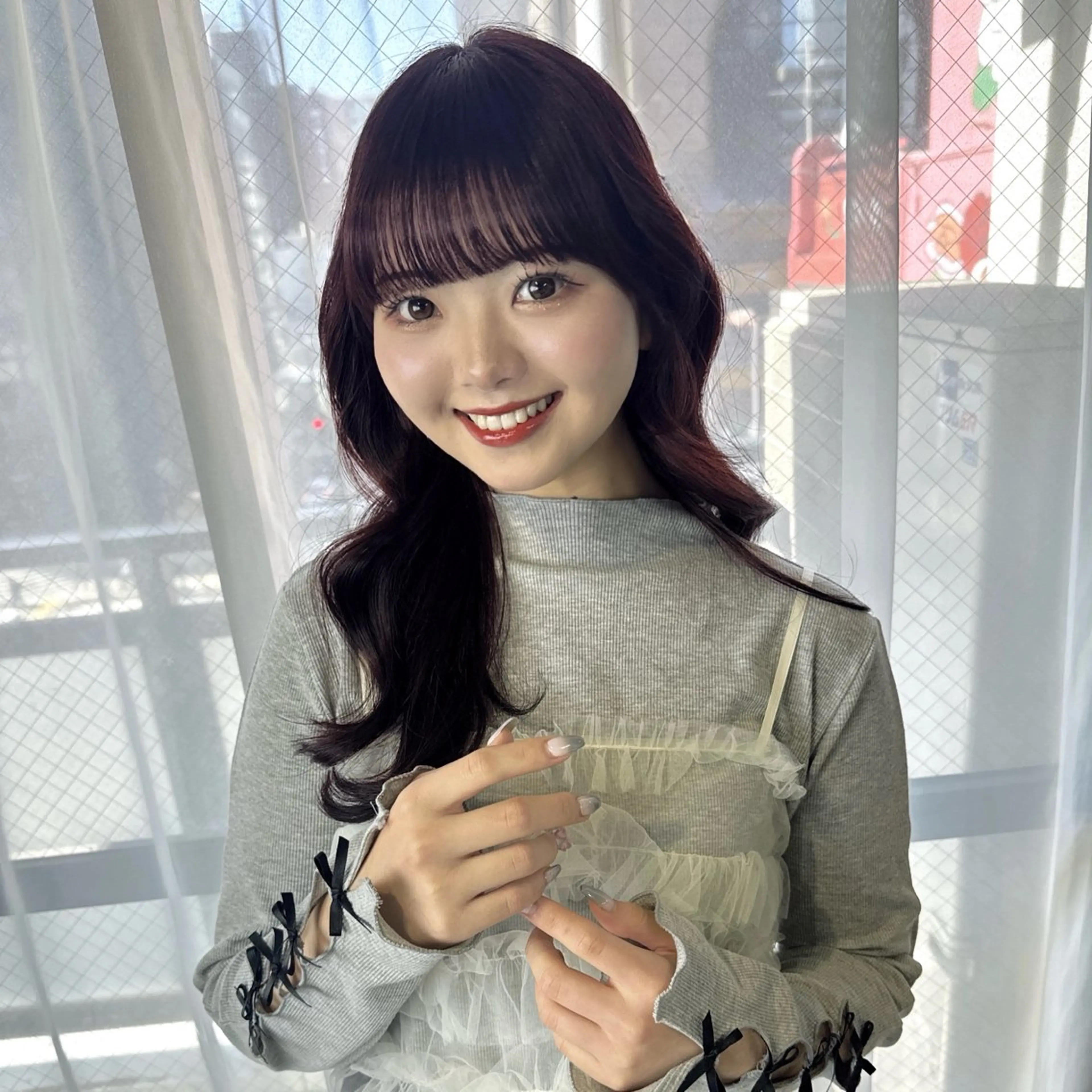 セミロング カラー 宮城 ほのかのヘアスタイル