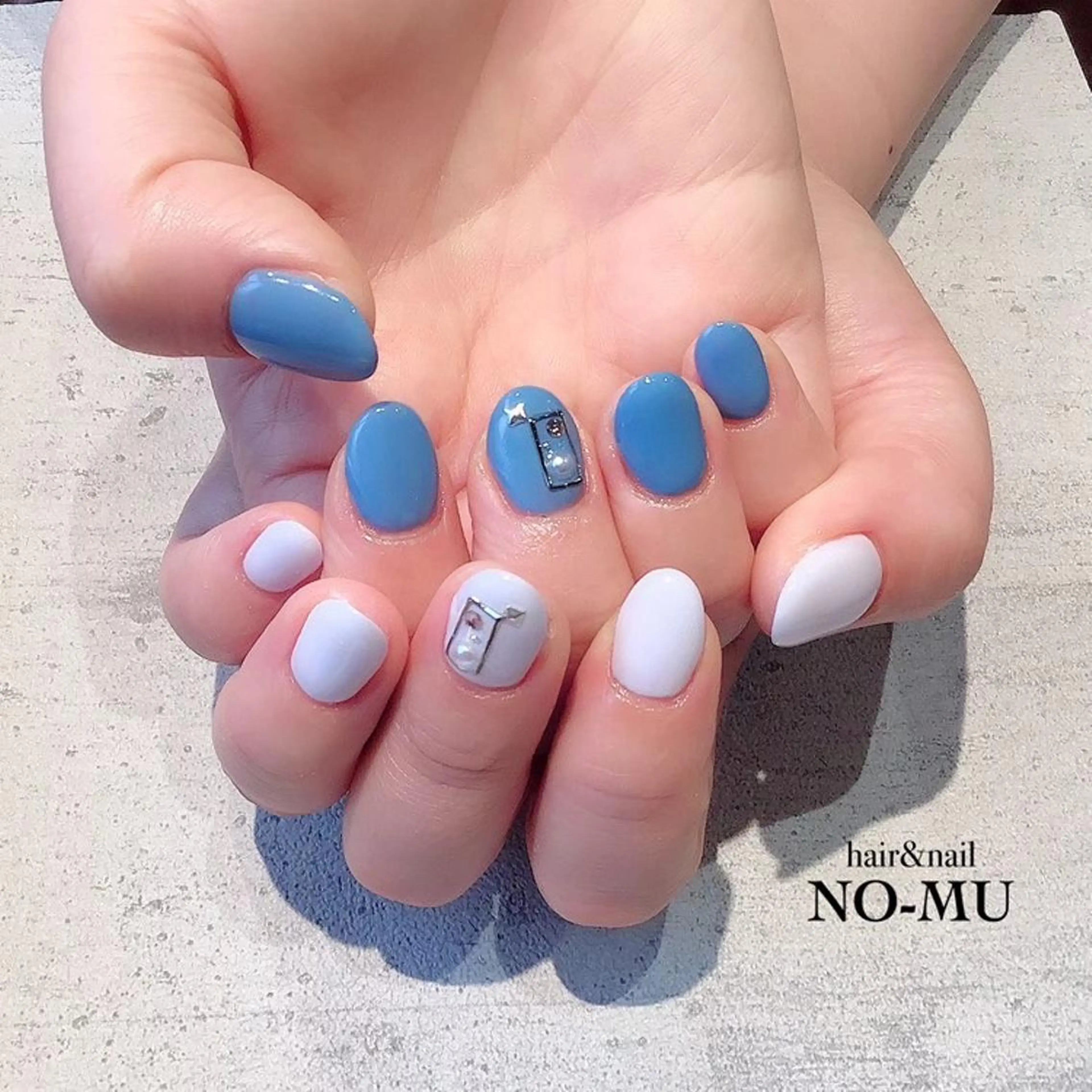 ネイル ストーンネイル hair＆nail NO-MU所属・hair＆nail NO-MUのネイルデザイン