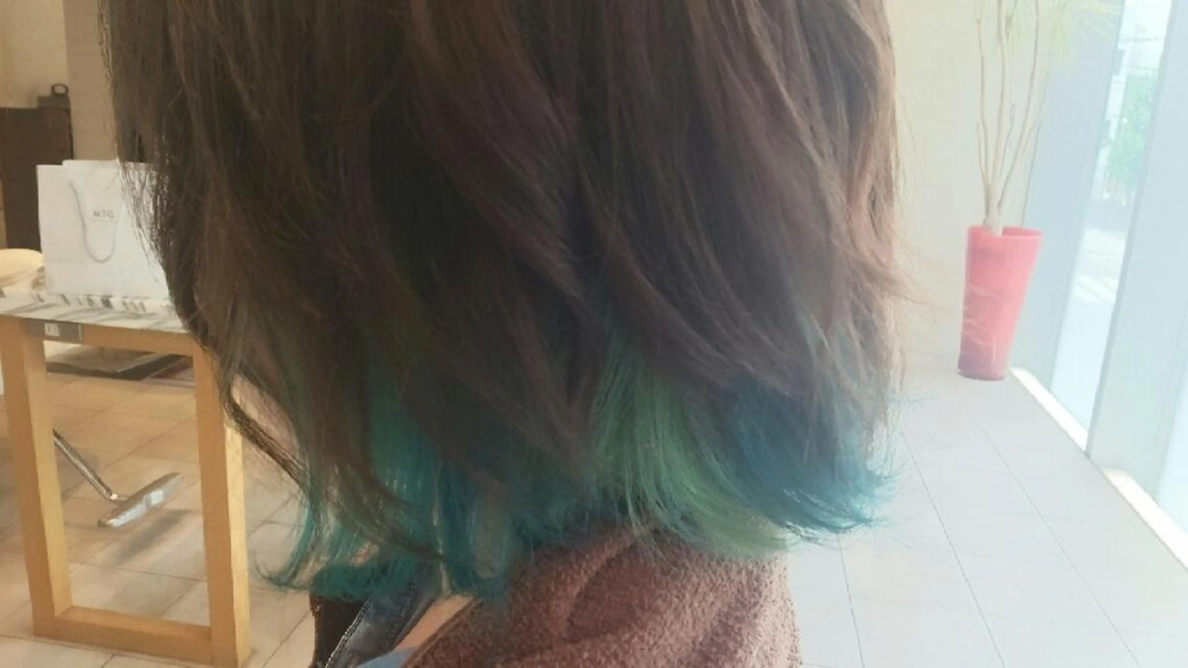 カラー ショート インナーカラー Harbors所属・吉田有里🔸 カラーリスト🔸鎌倉のヘアスタイル