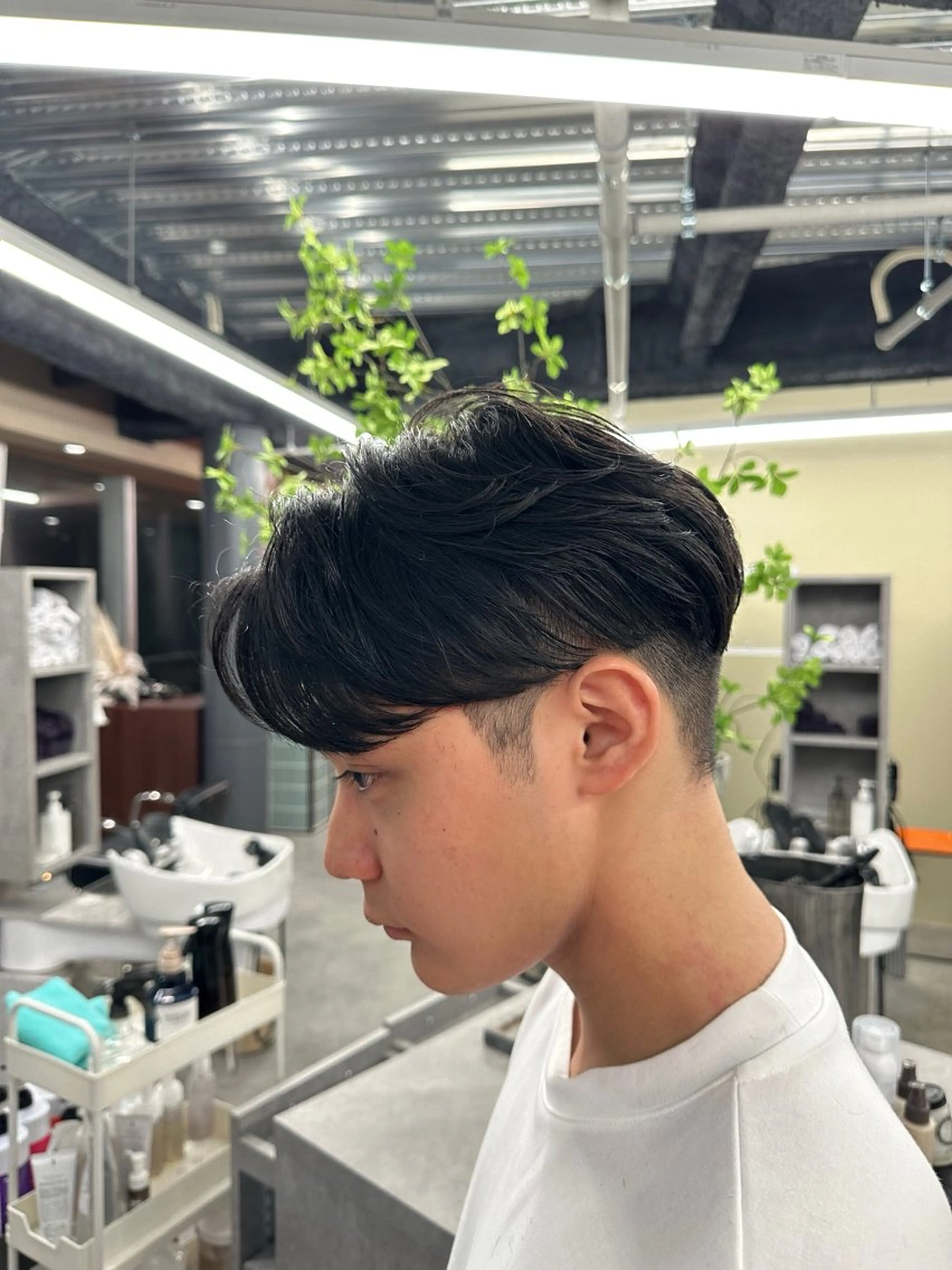 メンズ センターパート 渡辺 良城のヘアスタイル