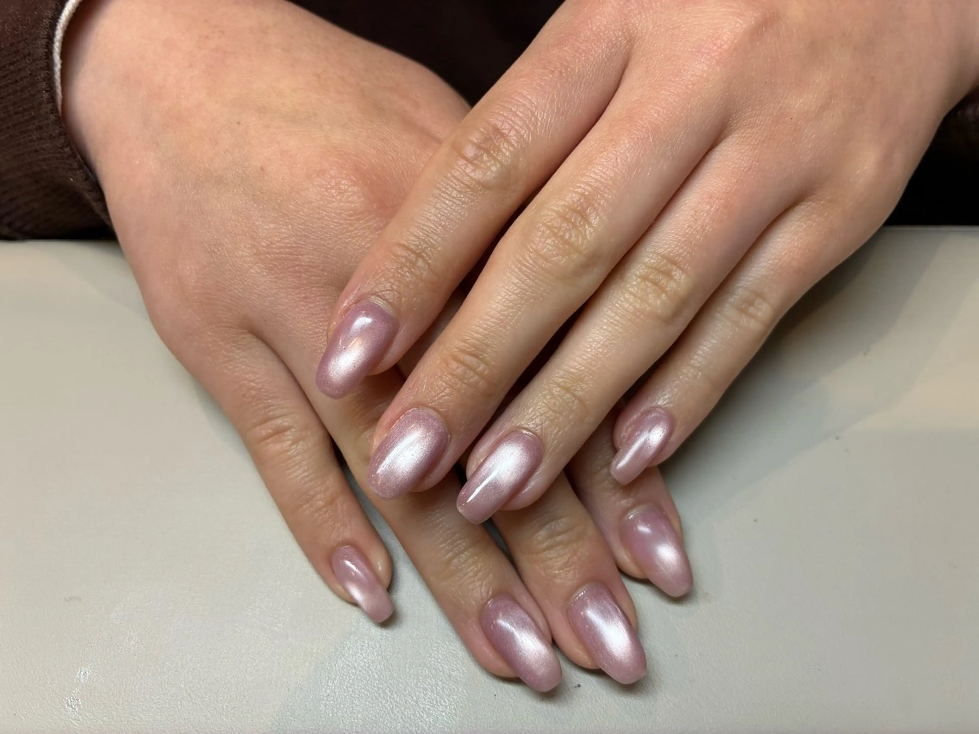 ネイル 氷ネイル・うるうるネイル マグネットネイル ピンク ハンドネイル ECRLN Atsumiのネイルデザイン