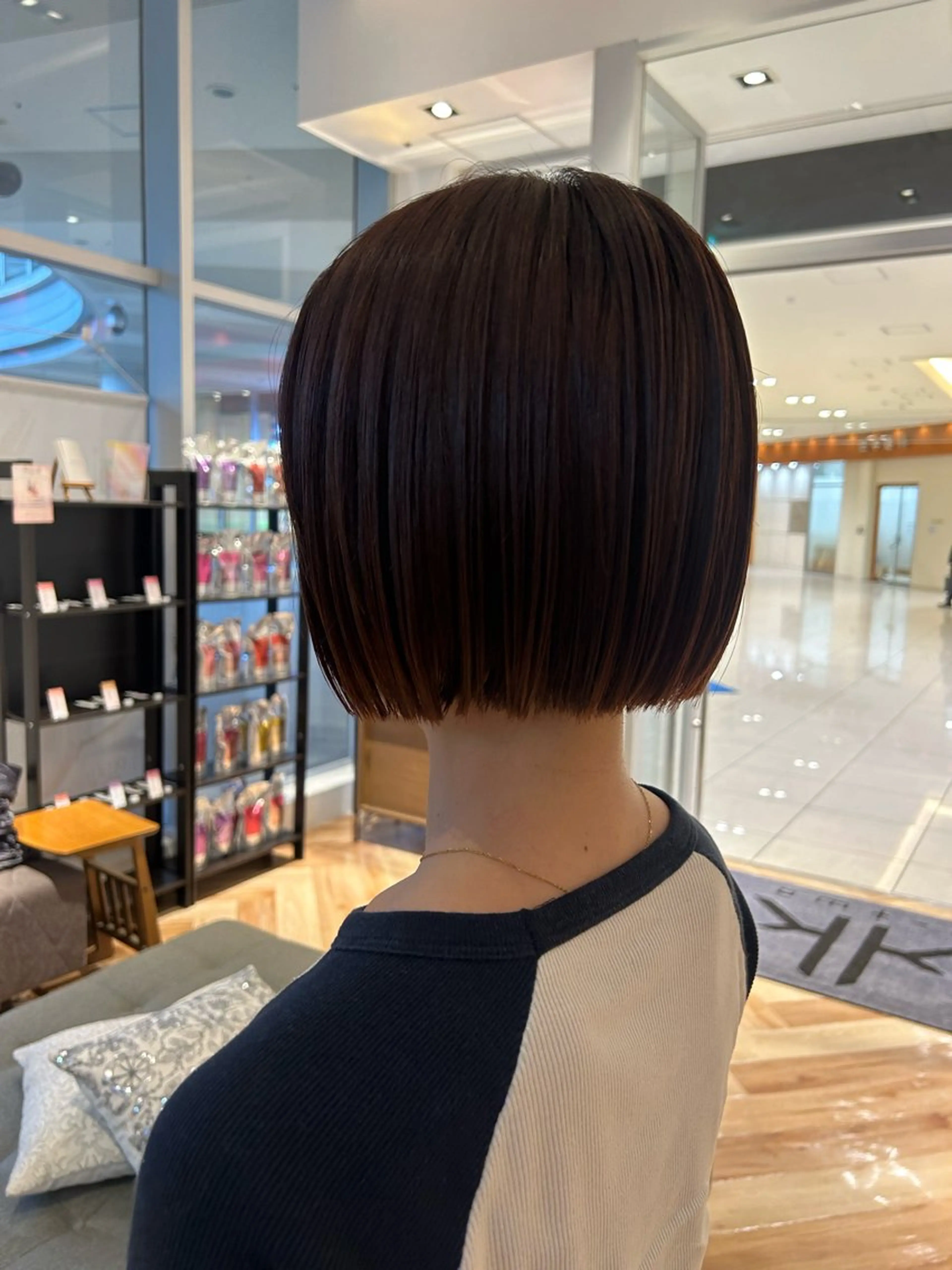 ショート 透明感カラー k-twoういのヘアスタイル