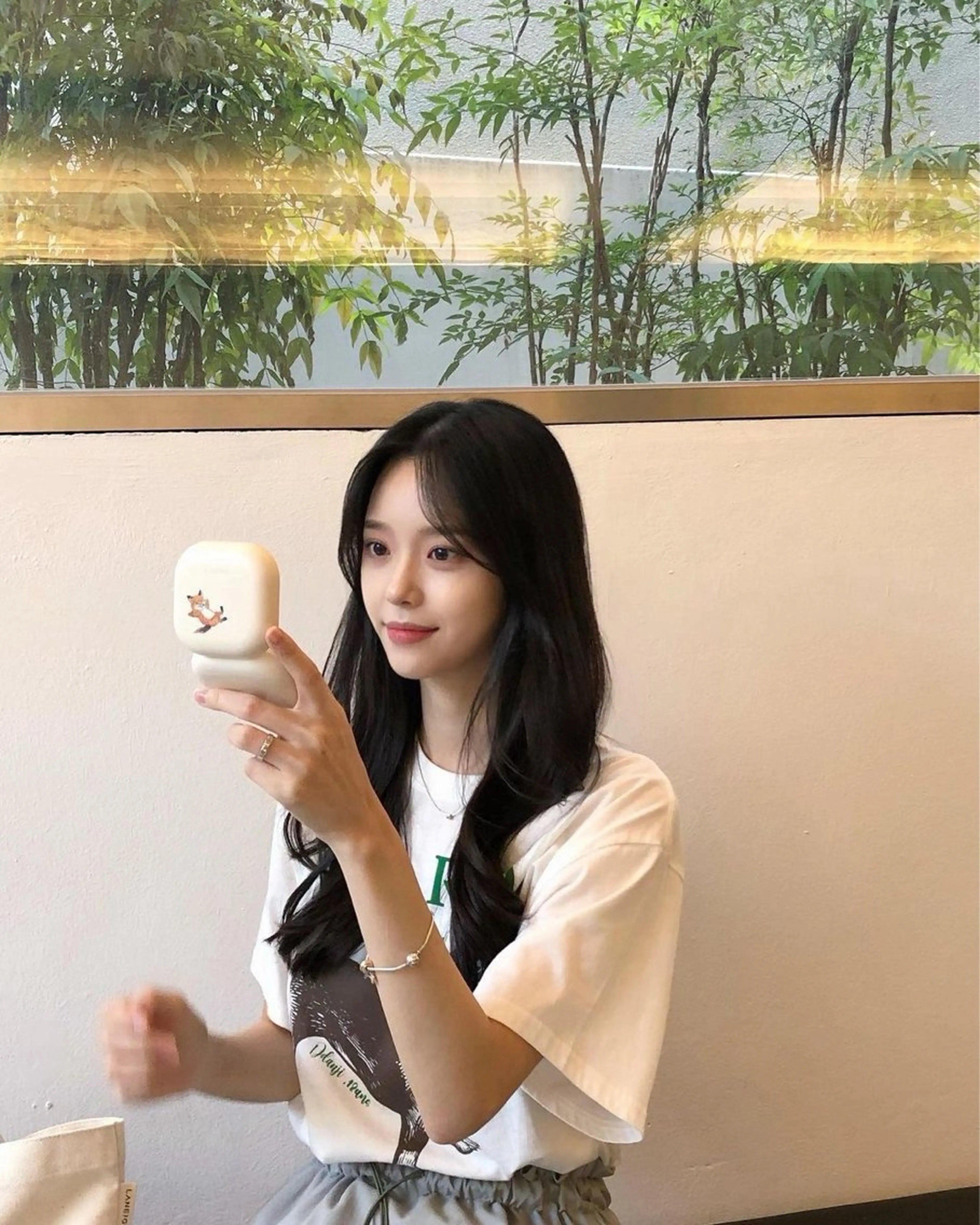 ショート カラー カット ヘアカラー トリートメント 莉乃/縮毛矯正/髪質 改善/艶カラーのヘアスタイル