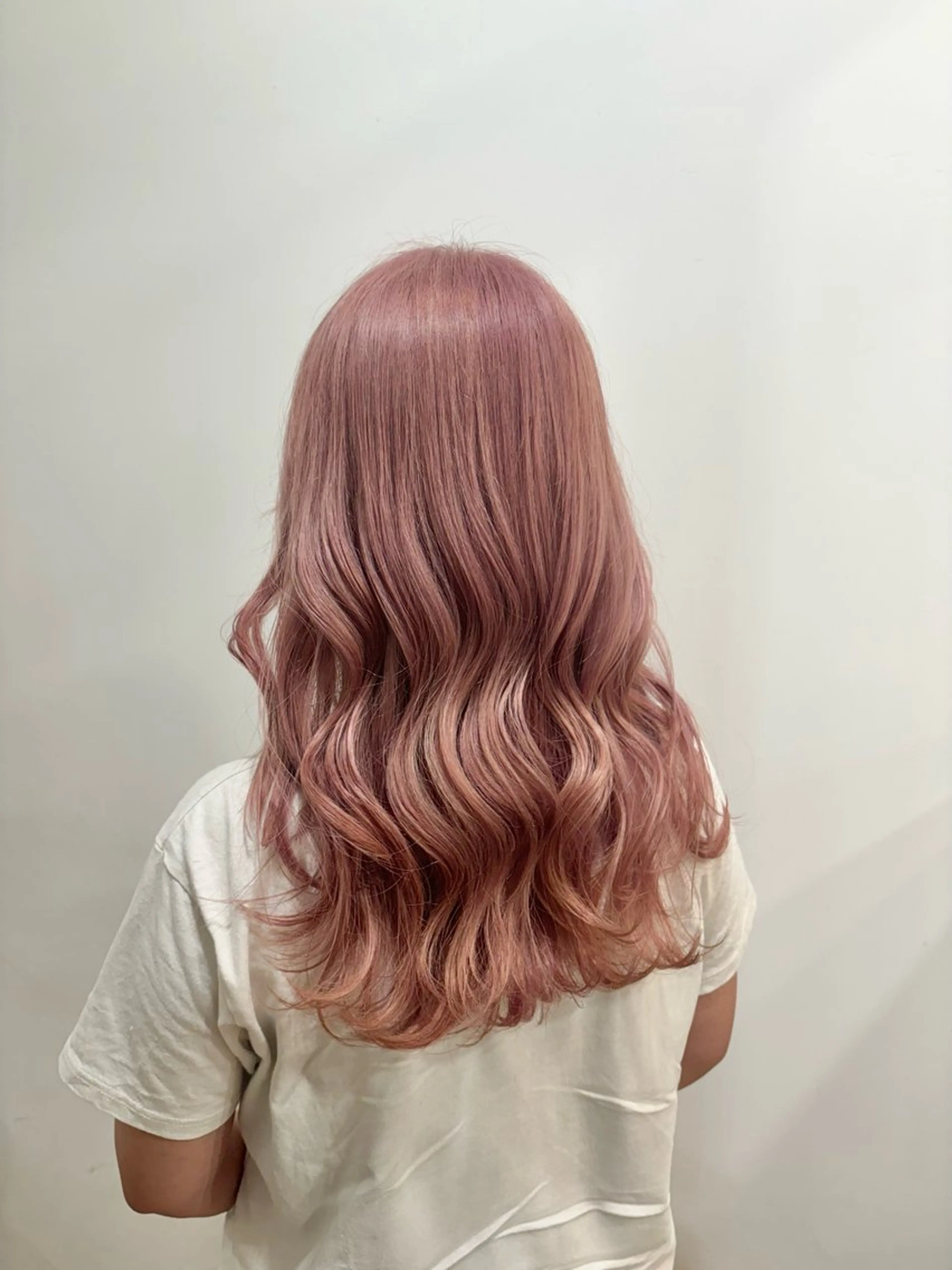 ロング カラー ベージュカラー ピンクカラー ピンクベージュ ヘアカラー たなか もえなのヘアスタイル