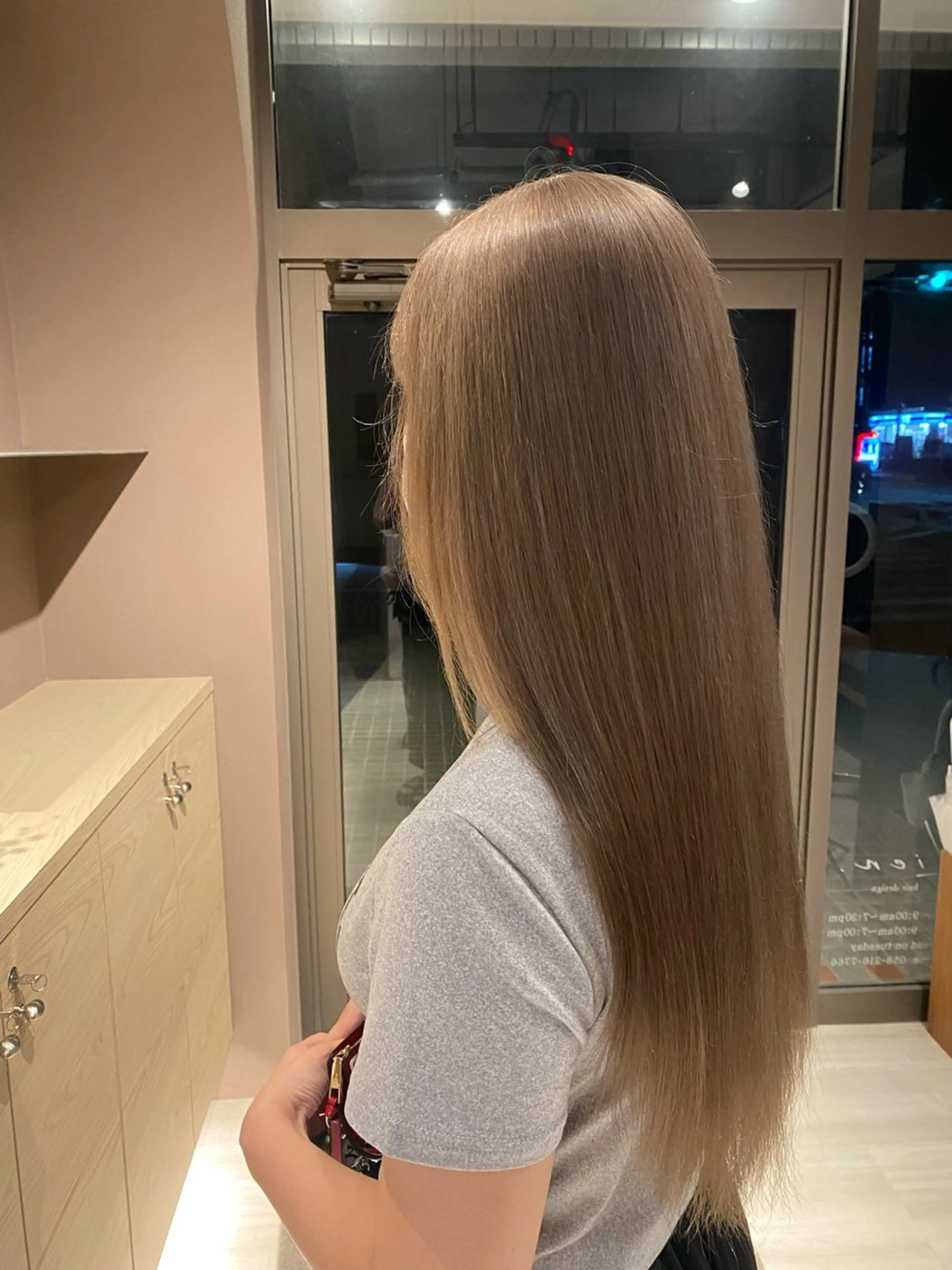 カラー ベージュカラー Lien.AKI 各務原スタイリストのヘアスタイル