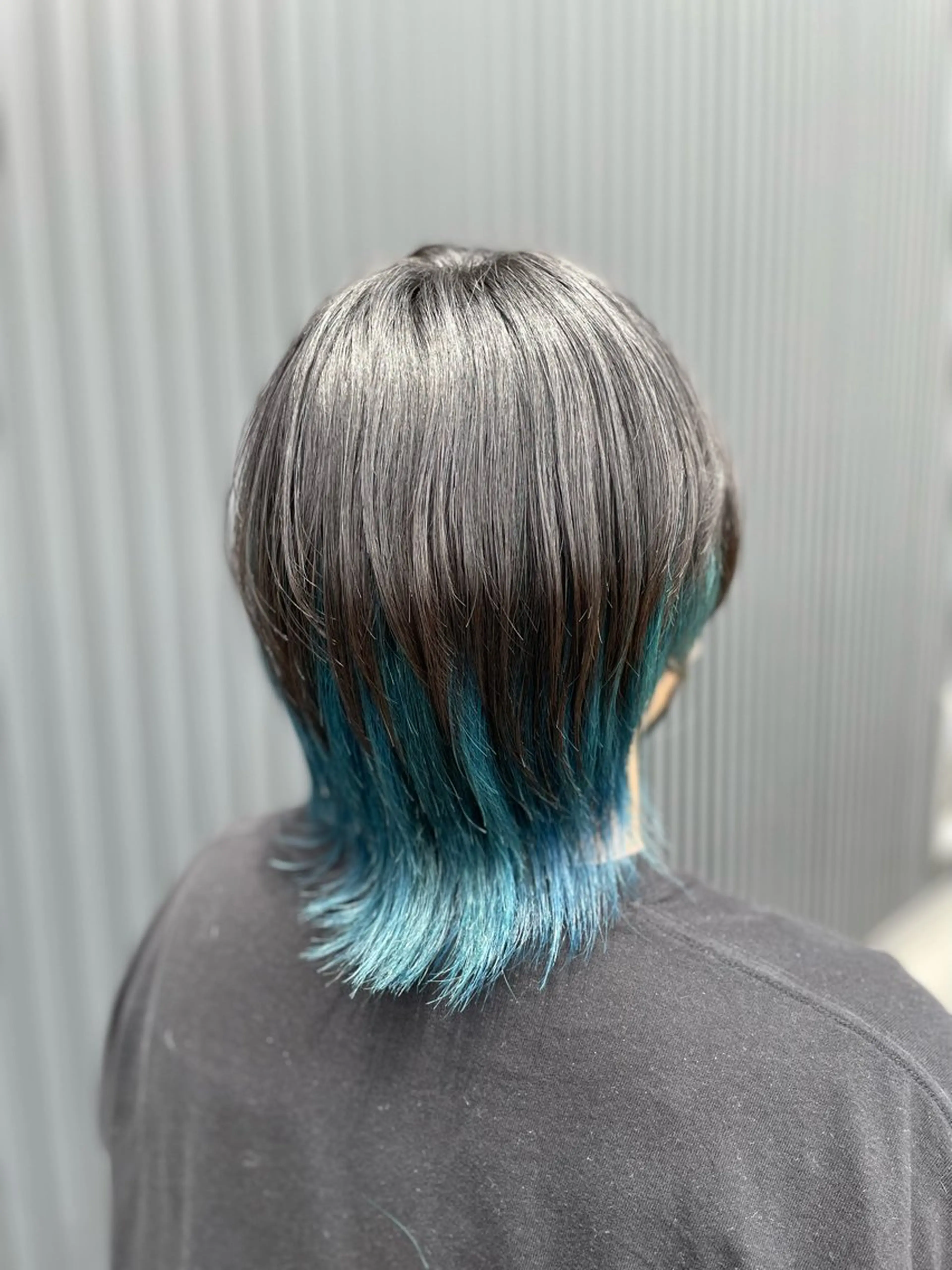 ショート カラー ブリーチ インナーカラー ヘアカラー 山本 あやめ子のヘアスタイル