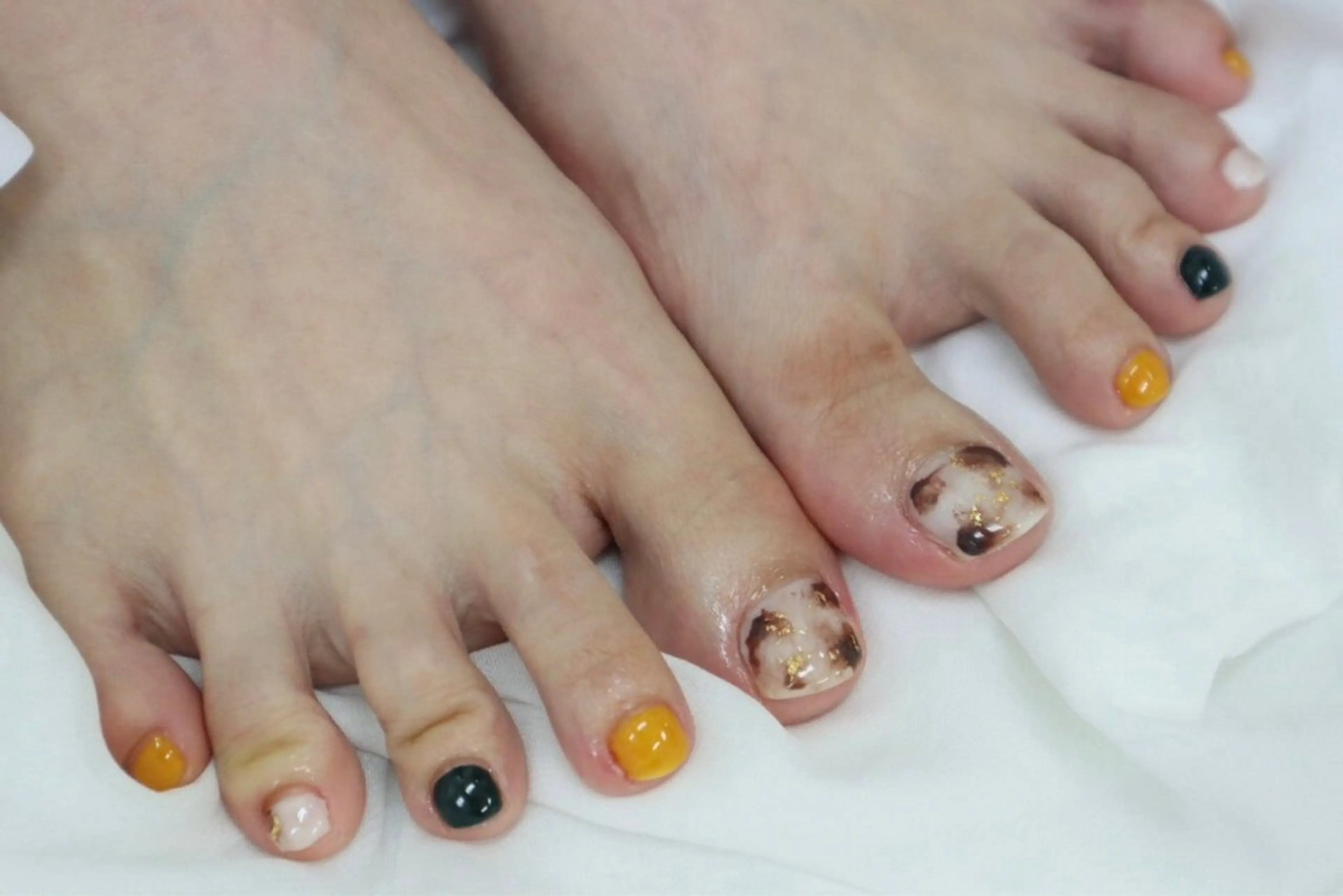 ネイル アニマル柄 カラーズビューティサロン所属・ツノスエアヤカ ／つののネイルデザイン