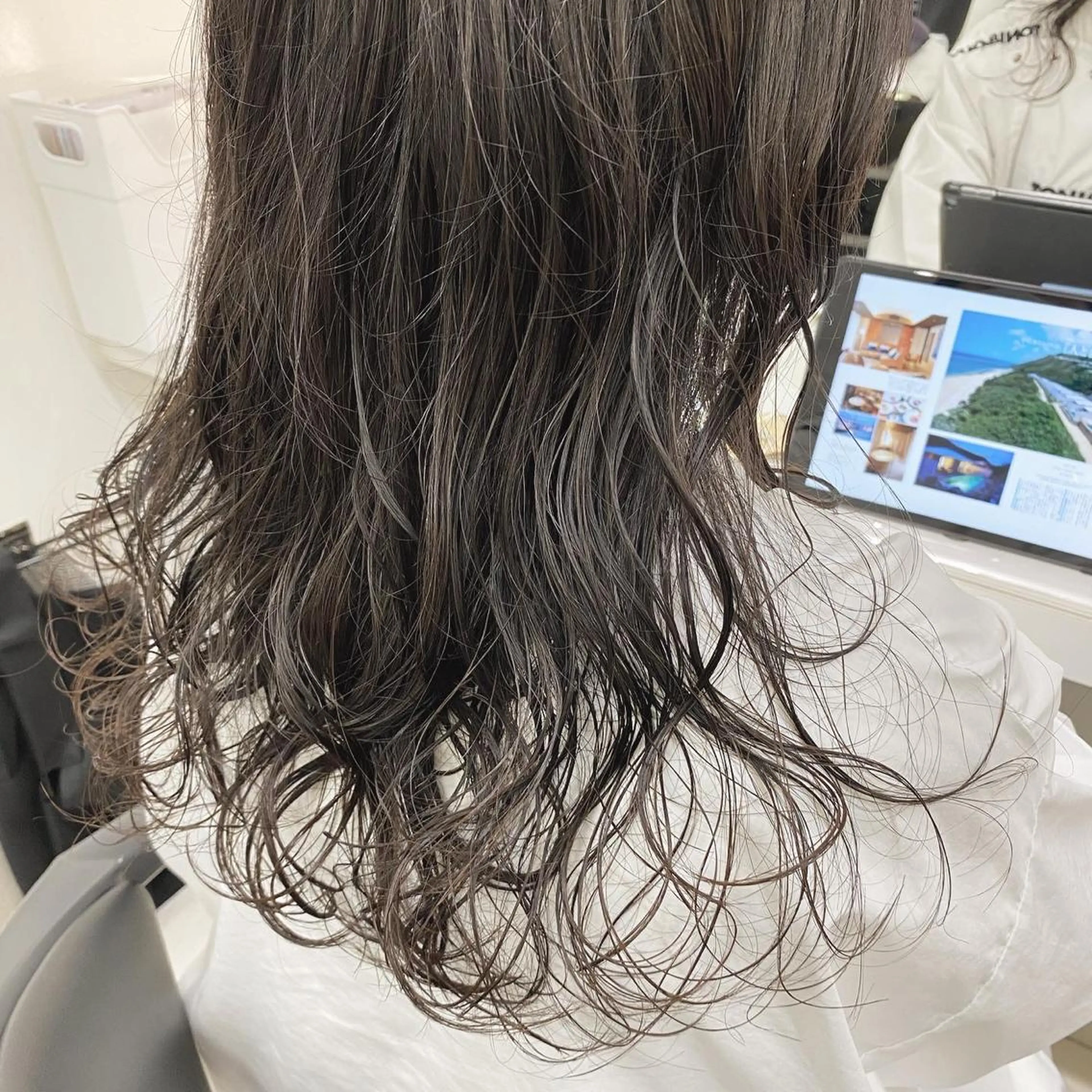 ロング パーマ TONI&GUY   EBISU所属・無料カットモデル募集 / Natsukiのヘアスタイル