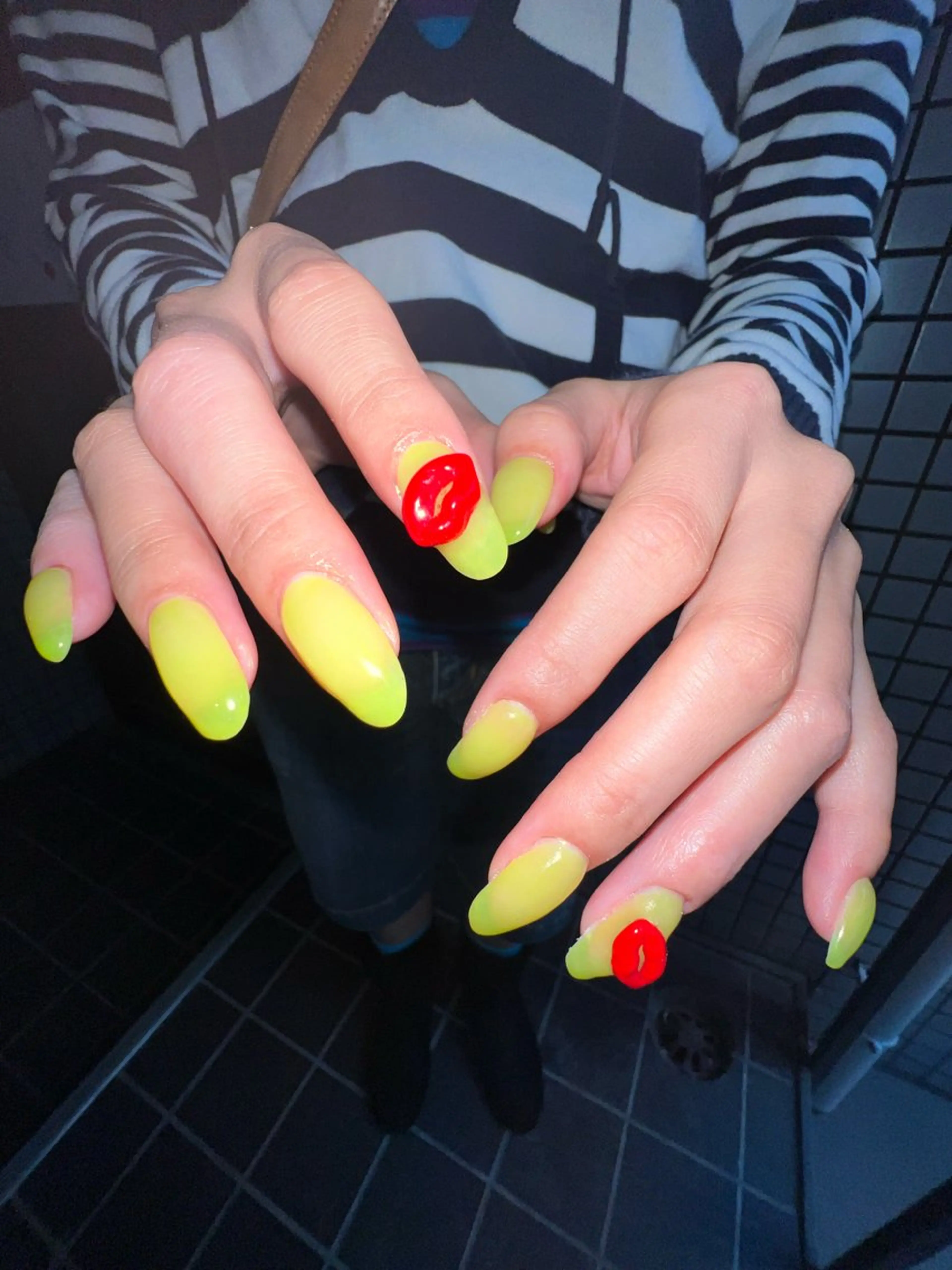 ネイル ハンドネイル Hata nail 🎀個性派ニュアンスのネイルデザイン