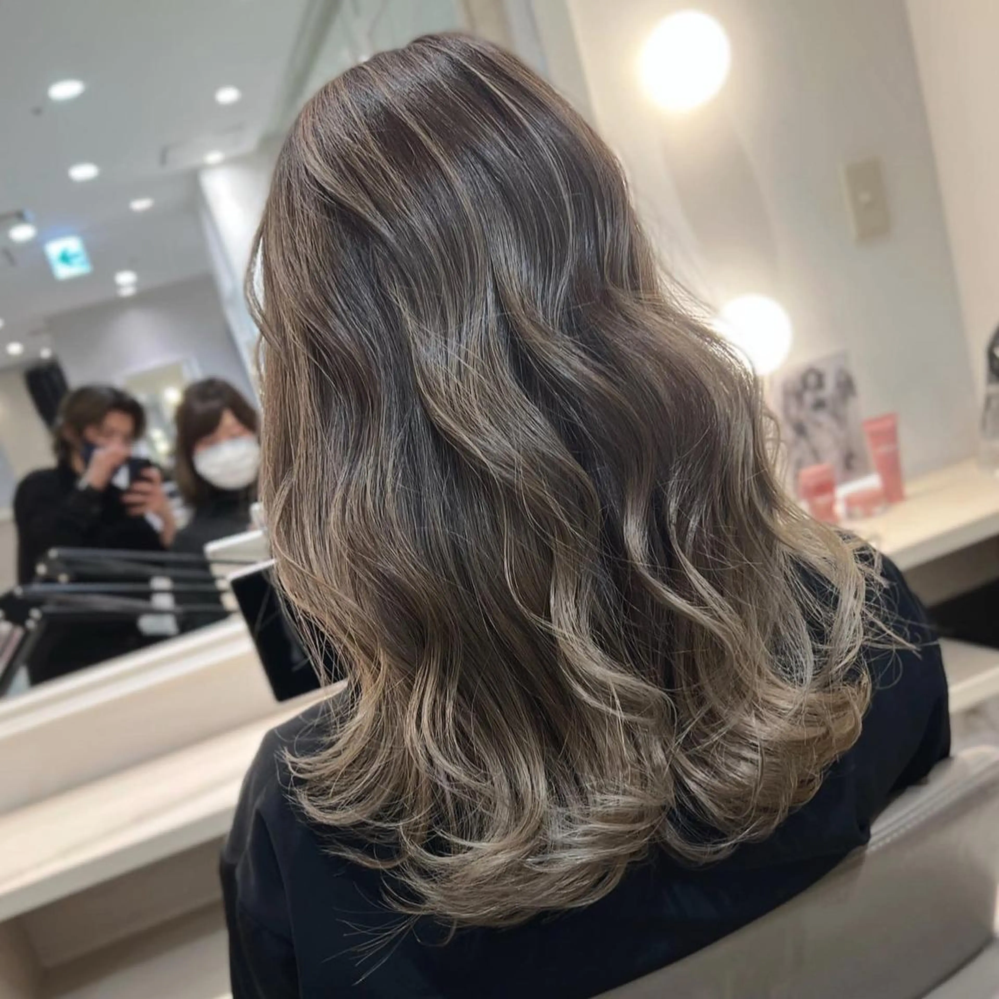ロング カラー 🇺🇸海外デザイン iCON TOKYOのヘアスタイル