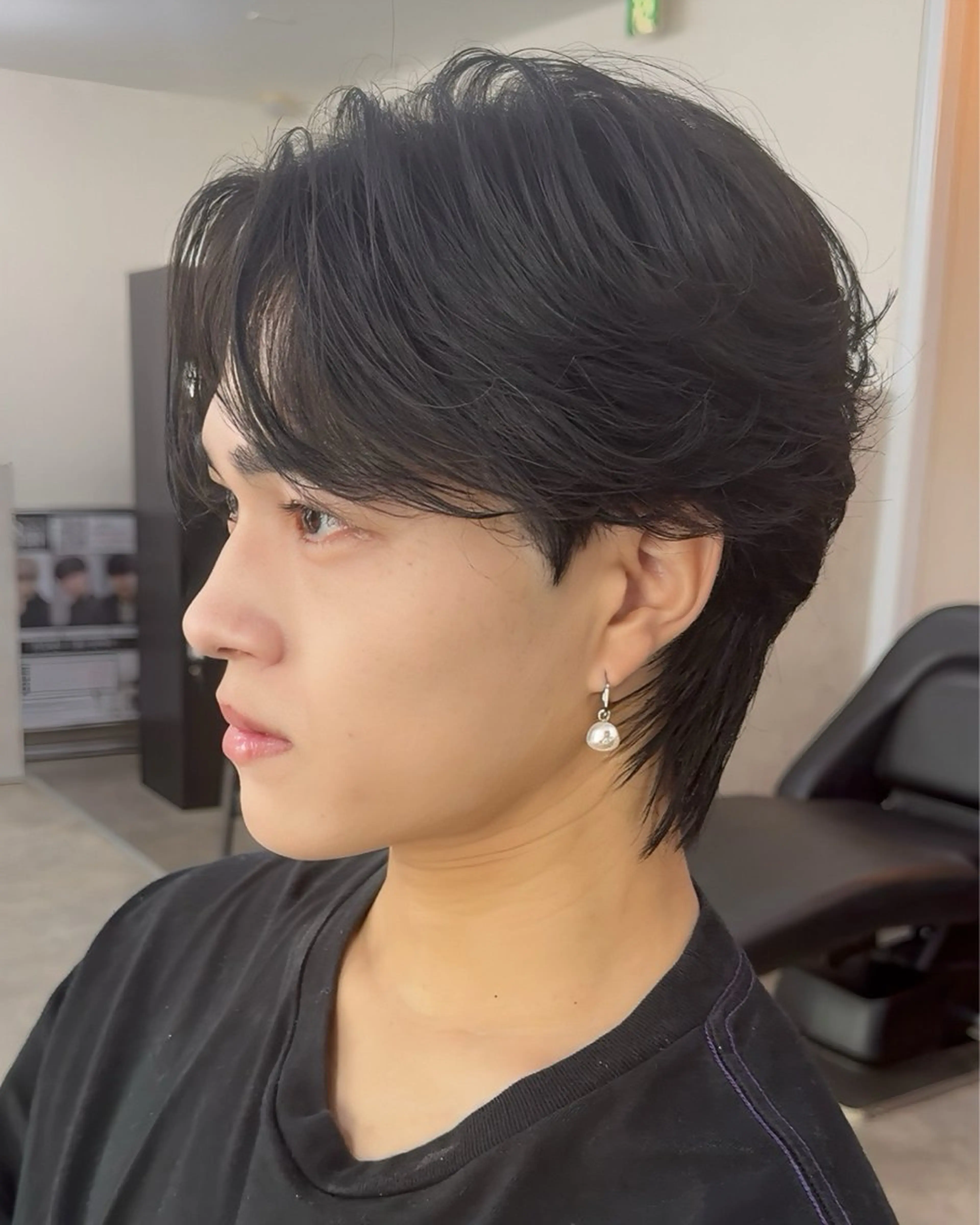 ショート カラー パーマ メンズ センターパート ダウンパーマ フェザーパーマ メンズパーマ ショートヘア カット パーマ トリートメント ヘアセット 森下 佑大のヘアスタイル