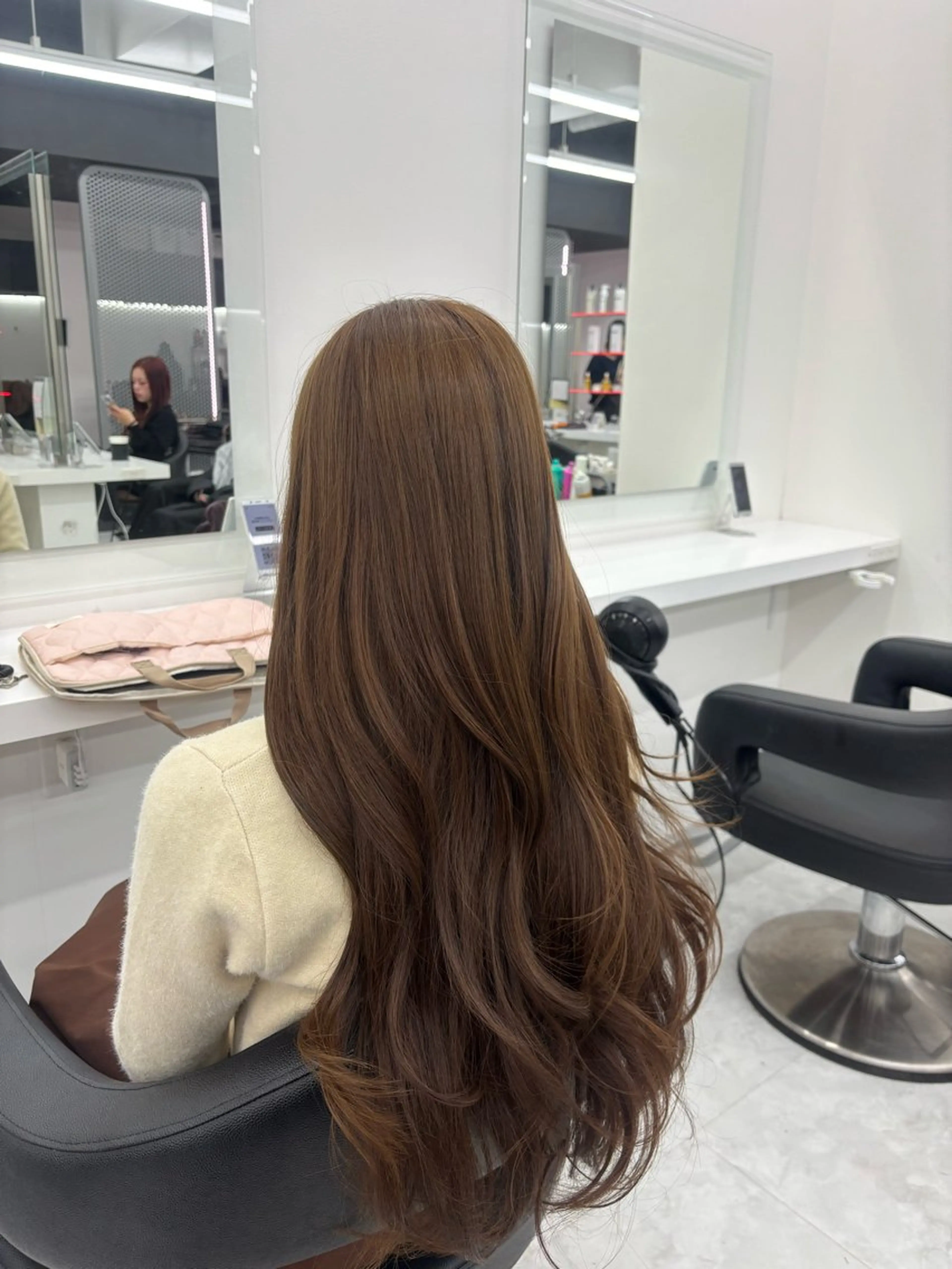 カラー ヘアカラー かわいい艶髪🤍 れいな🤍のヘアスタイル