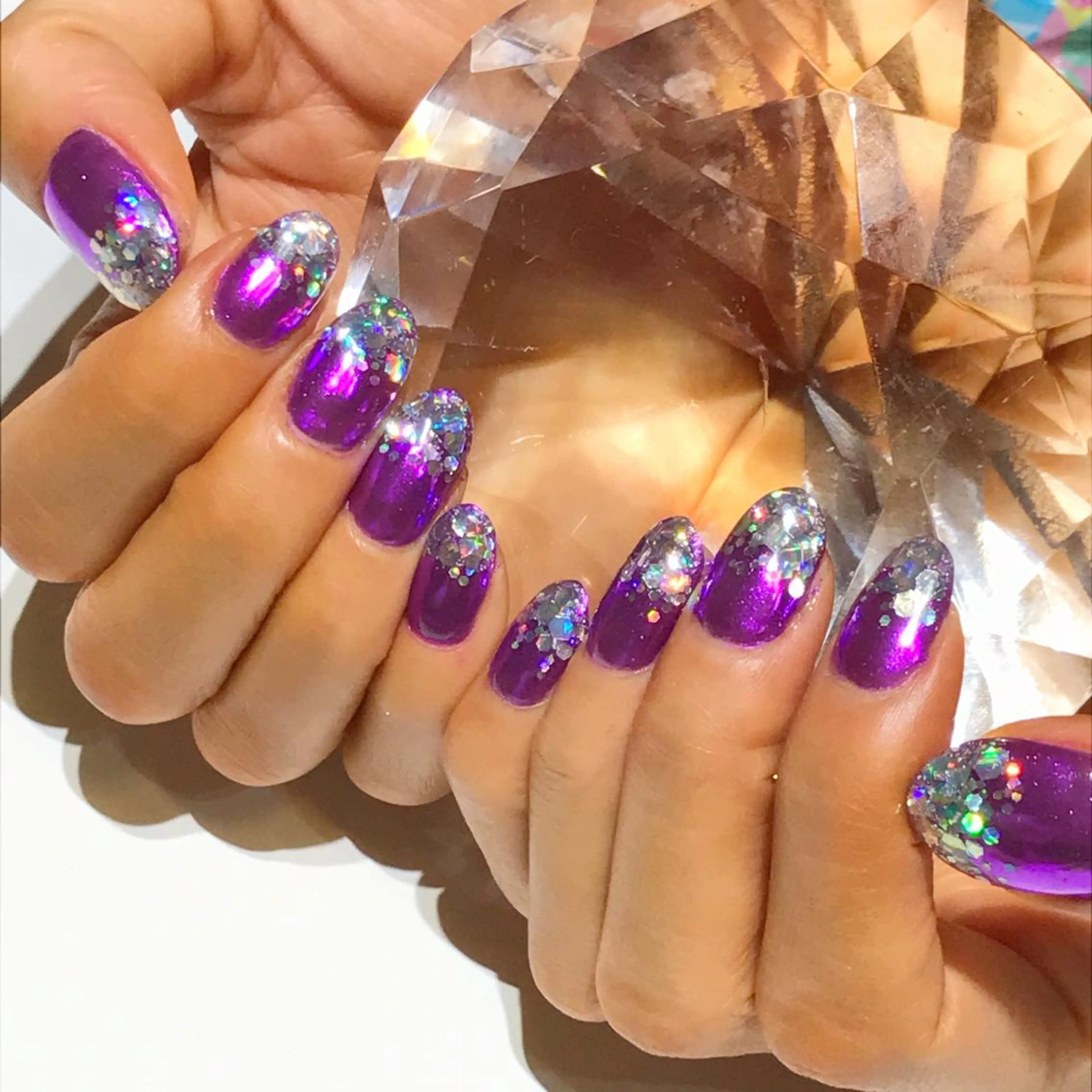 ネイル ジェルネイル ストーンネイル YUN 💅のネイルデザイン