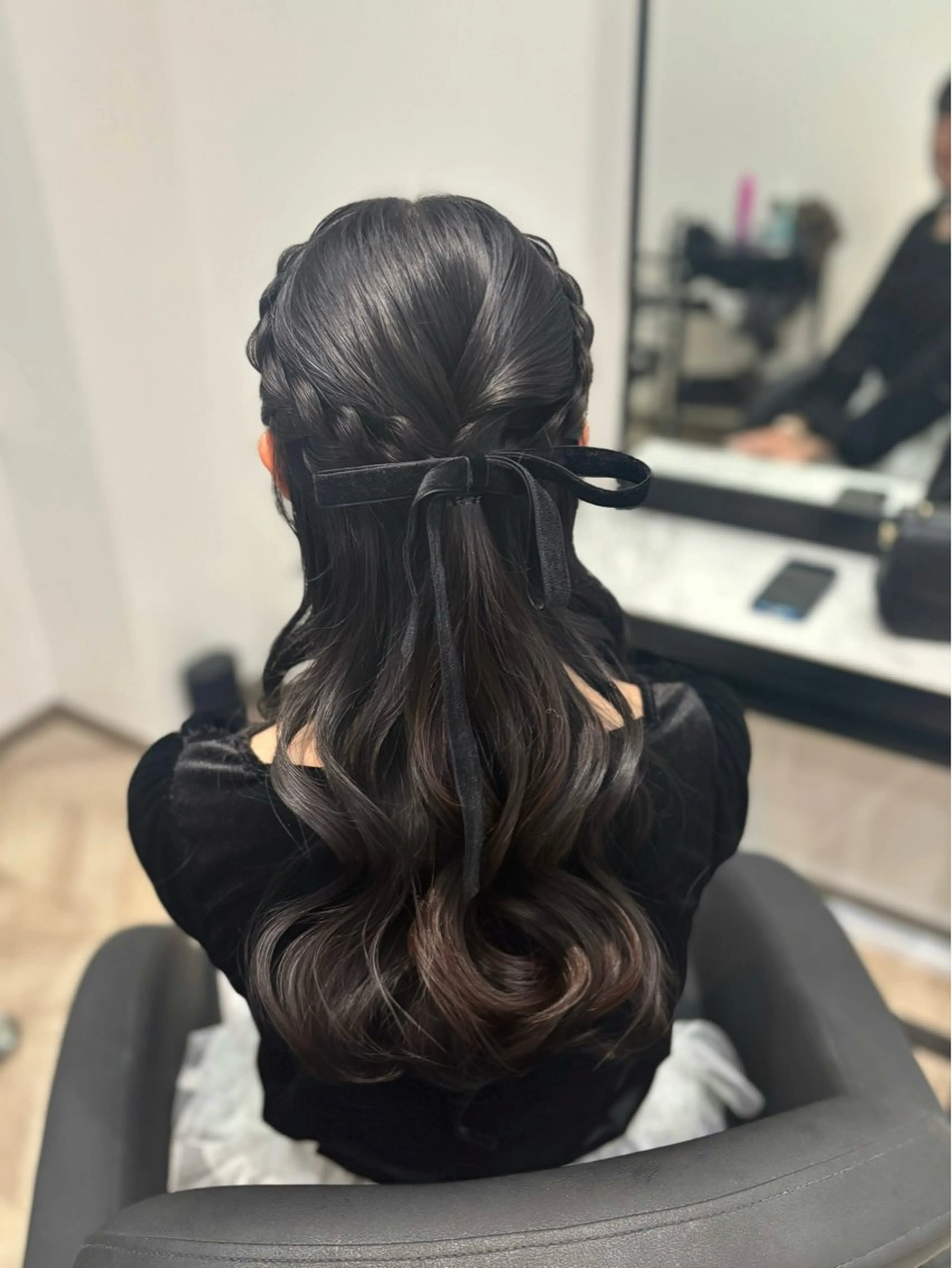 ロング ヘアアレンジ ハーフアップ 顔周りカット カット ヘアセット 𝒎𝒐𝒆🩰 名駅/ヘアメ/暖色♡のヘアスタイル