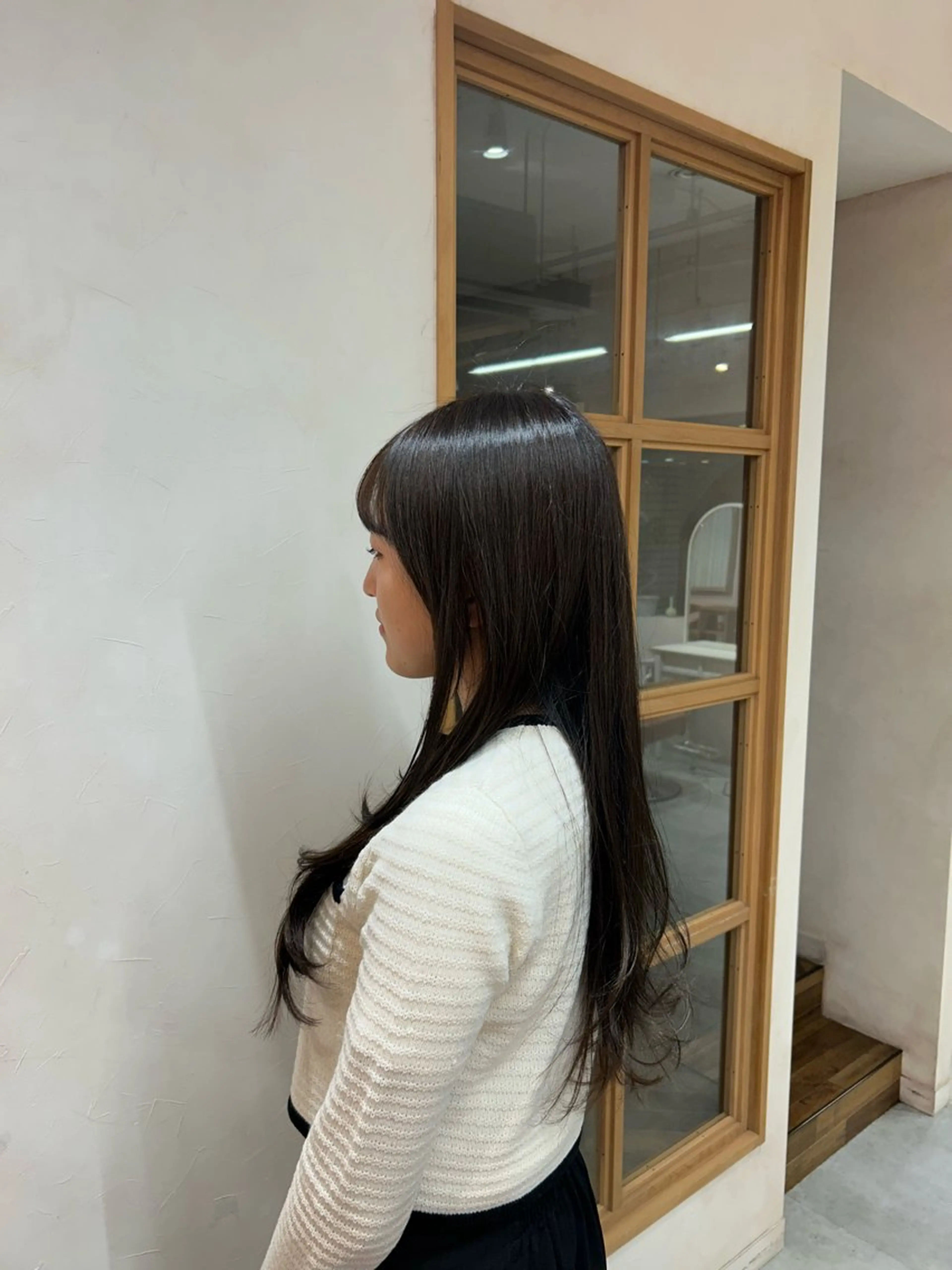 ロング カラー ブラウンカラー オリーブブラウン Elilume 代々木店所属・森山 朝陽のヘアスタイル